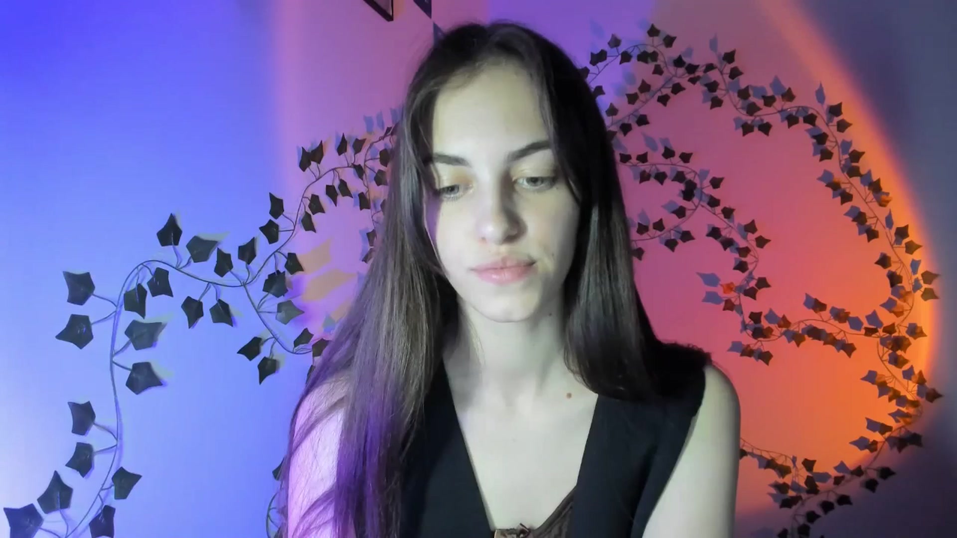 Gallery image thumbnail from Dashamoxy's myfreecams stream on, 04/18/2026, 16:54 image 11 of 20