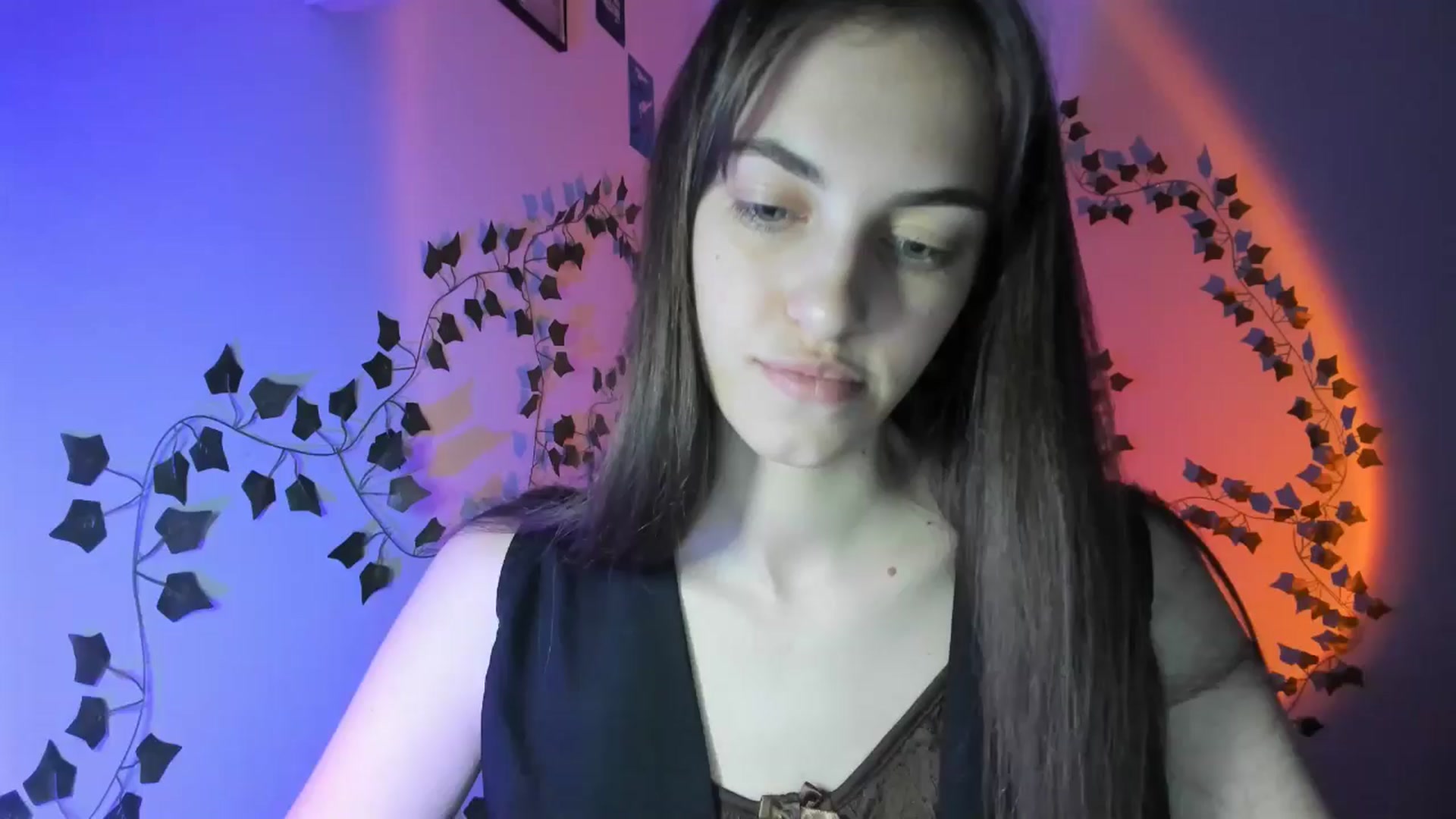 Gallery image thumbnail from Dashamoxy's myfreecams stream on, 04/18/2026, 16:54 image 3 of 20