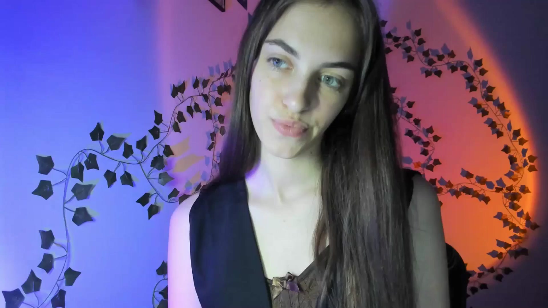 Gallery image thumbnail from Dashamoxy's myfreecams stream on, 04/18/2026, 16:54 image 9 of 20