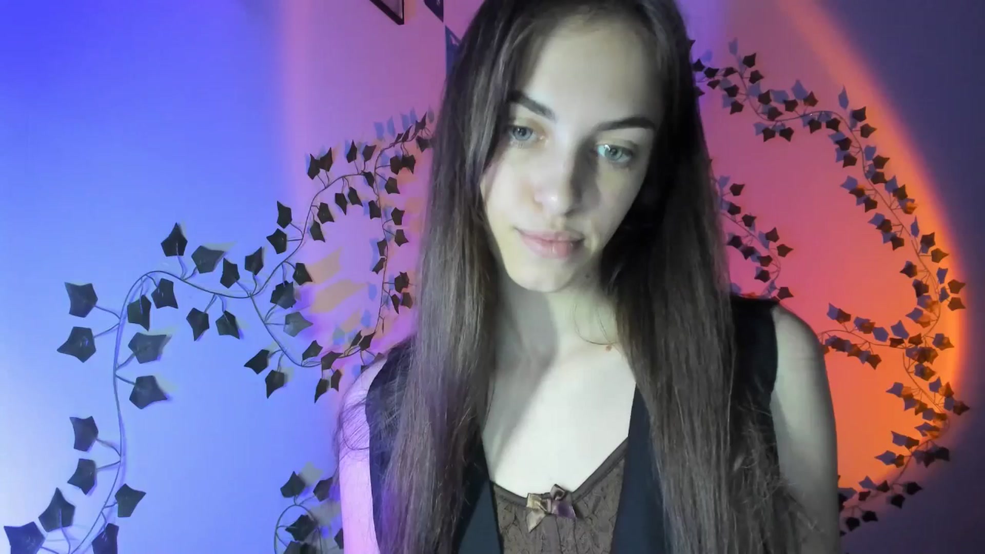 Gallery image thumbnail from Dashamoxy's myfreecams stream on, 04/18/2026, 16:54 image 10 of 20