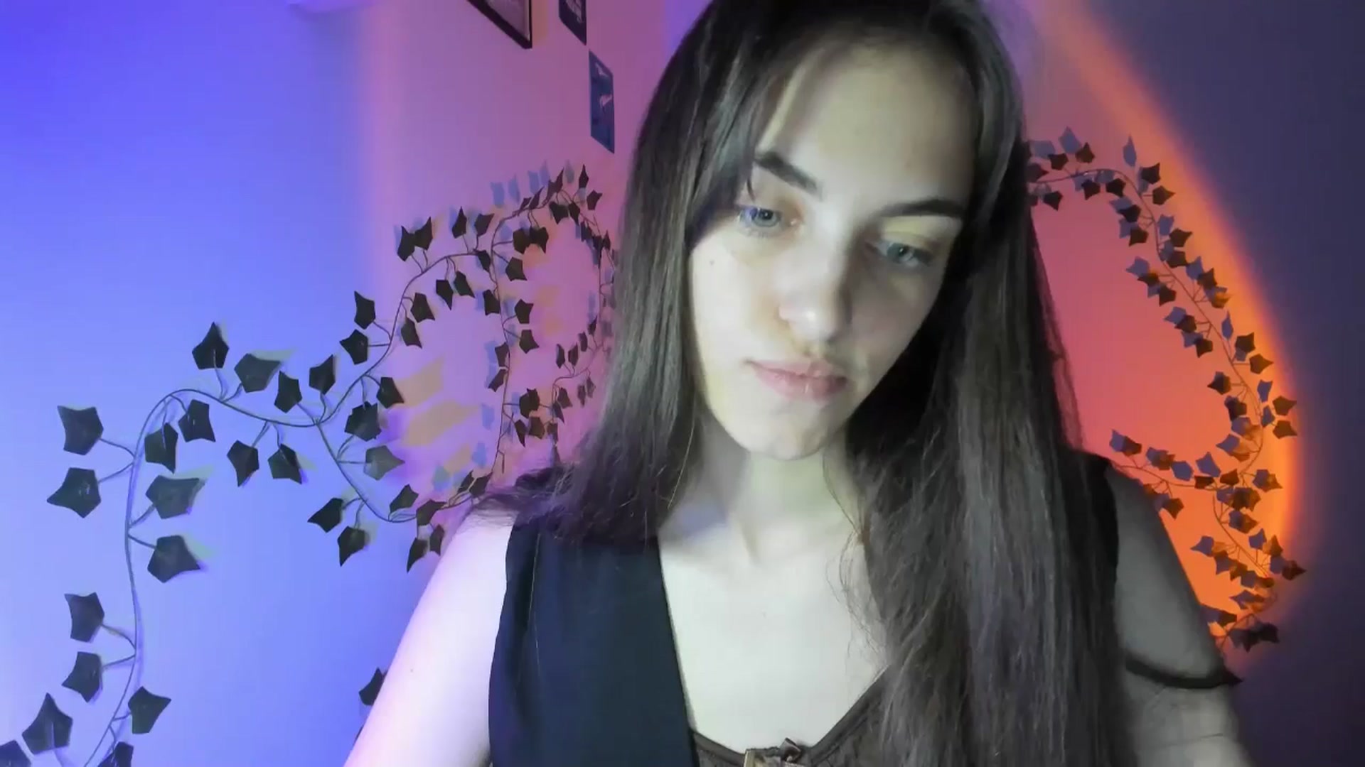 Gallery image thumbnail from Dashamoxy's myfreecams stream on, 04/18/2026, 16:54 image 4 of 20