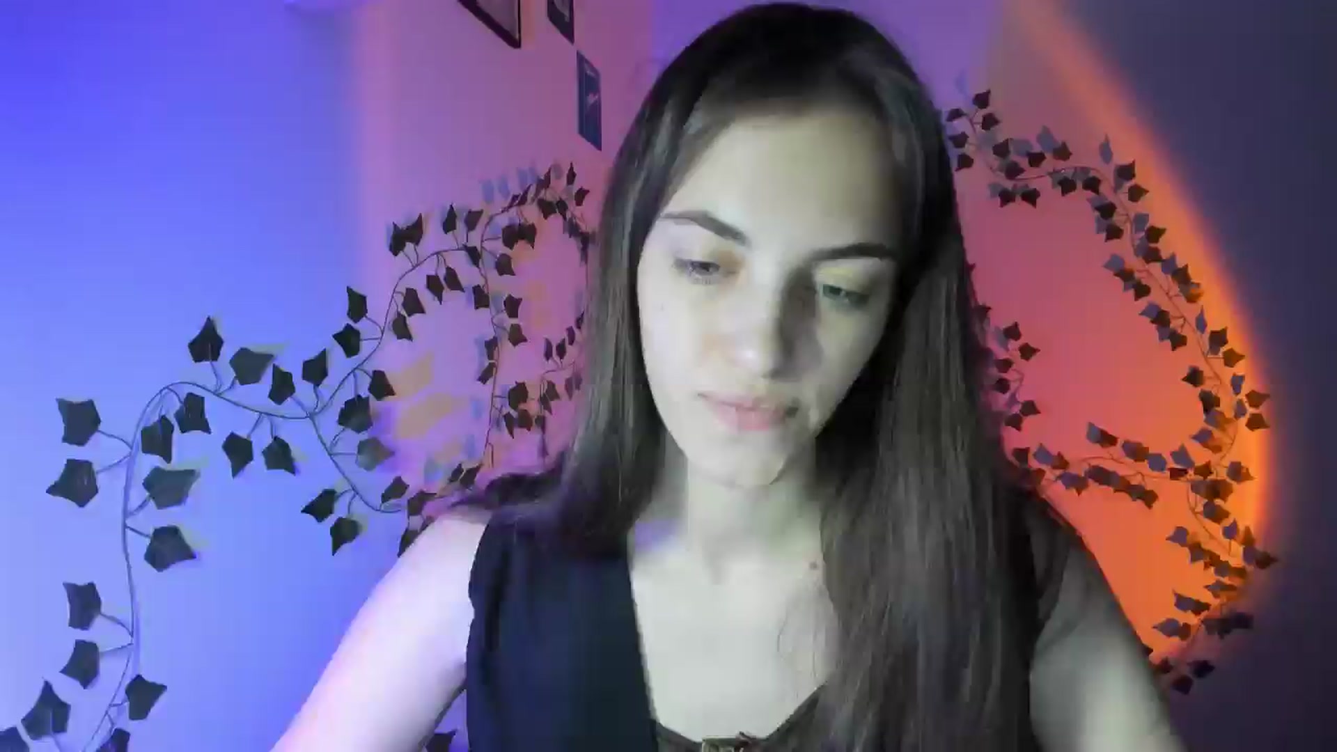 Gallery image thumbnail from Dashamoxy's myfreecams stream on, 04/18/2026, 16:54 image 2 of 20