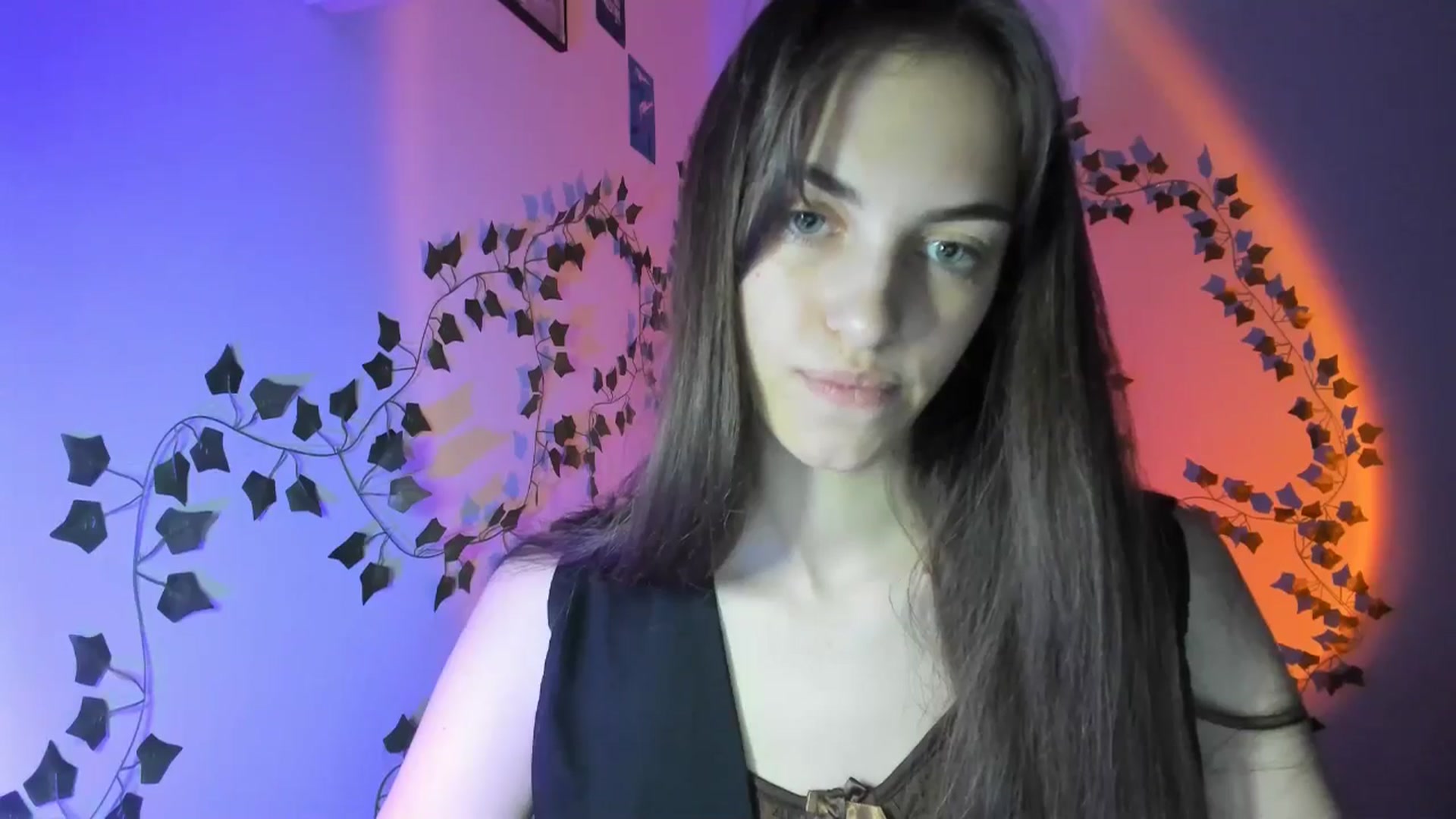 Gallery image thumbnail from Dashamoxy's myfreecams stream on, 04/18/2026, 16:54 image 5 of 20