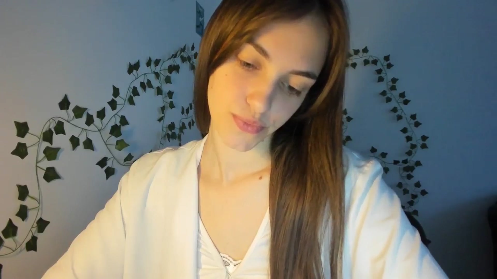 Gallery image thumbnail from Dashamoxy's myfreecams stream on, 04/21/2026, 17:06 image 4 of 20