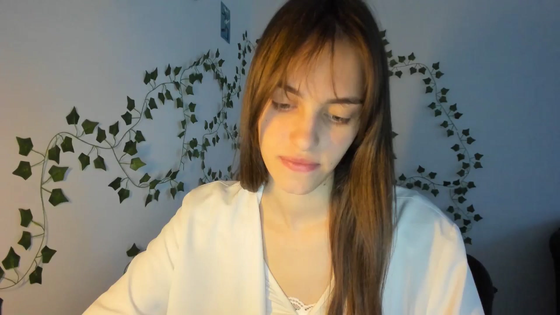 Gallery image thumbnail from Dashamoxy's myfreecams stream on, 04/21/2026, 17:06 image 12 of 20