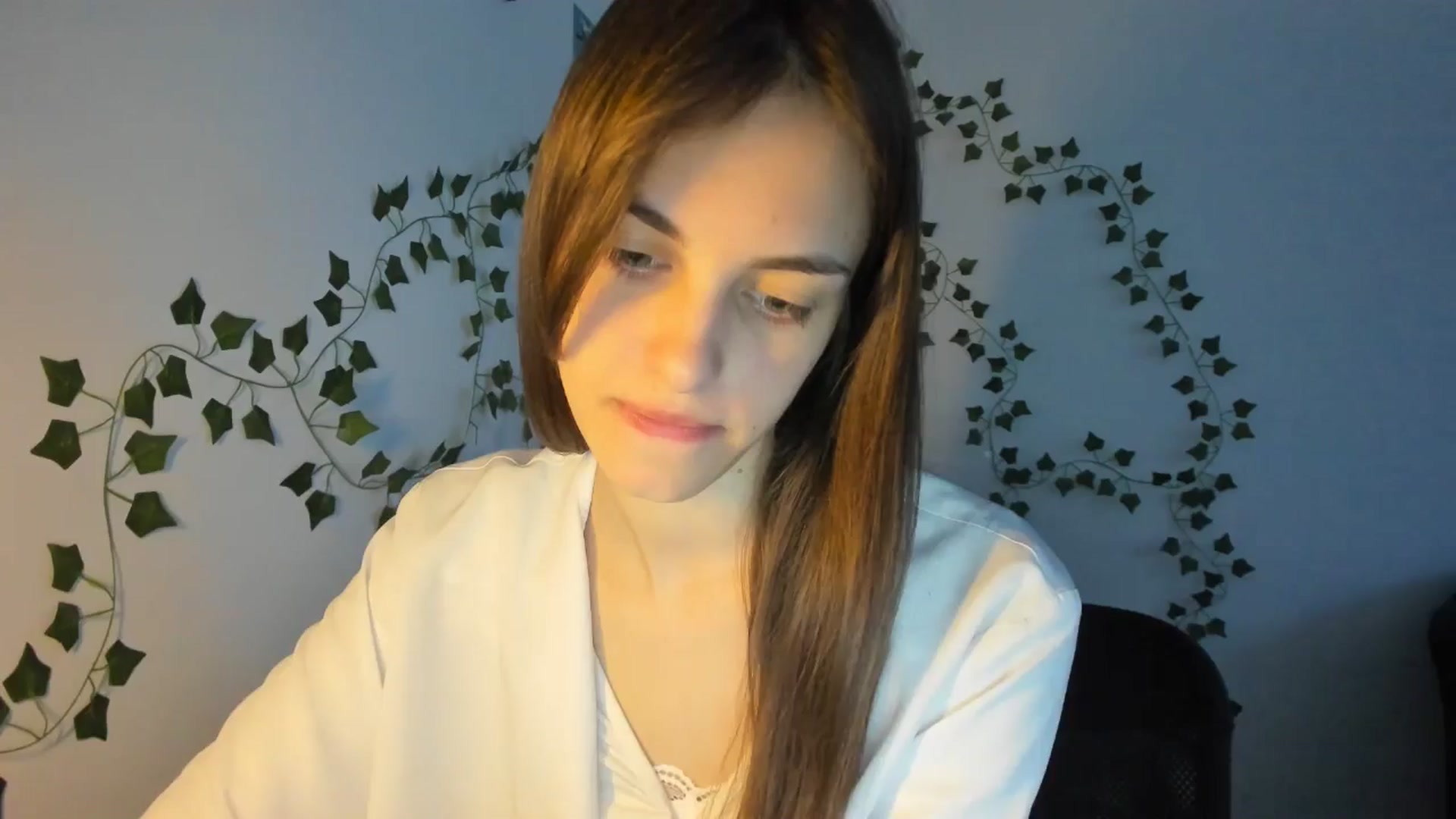 Gallery image thumbnail from Dashamoxy's myfreecams stream on, 04/21/2026, 17:06 image 5 of 20