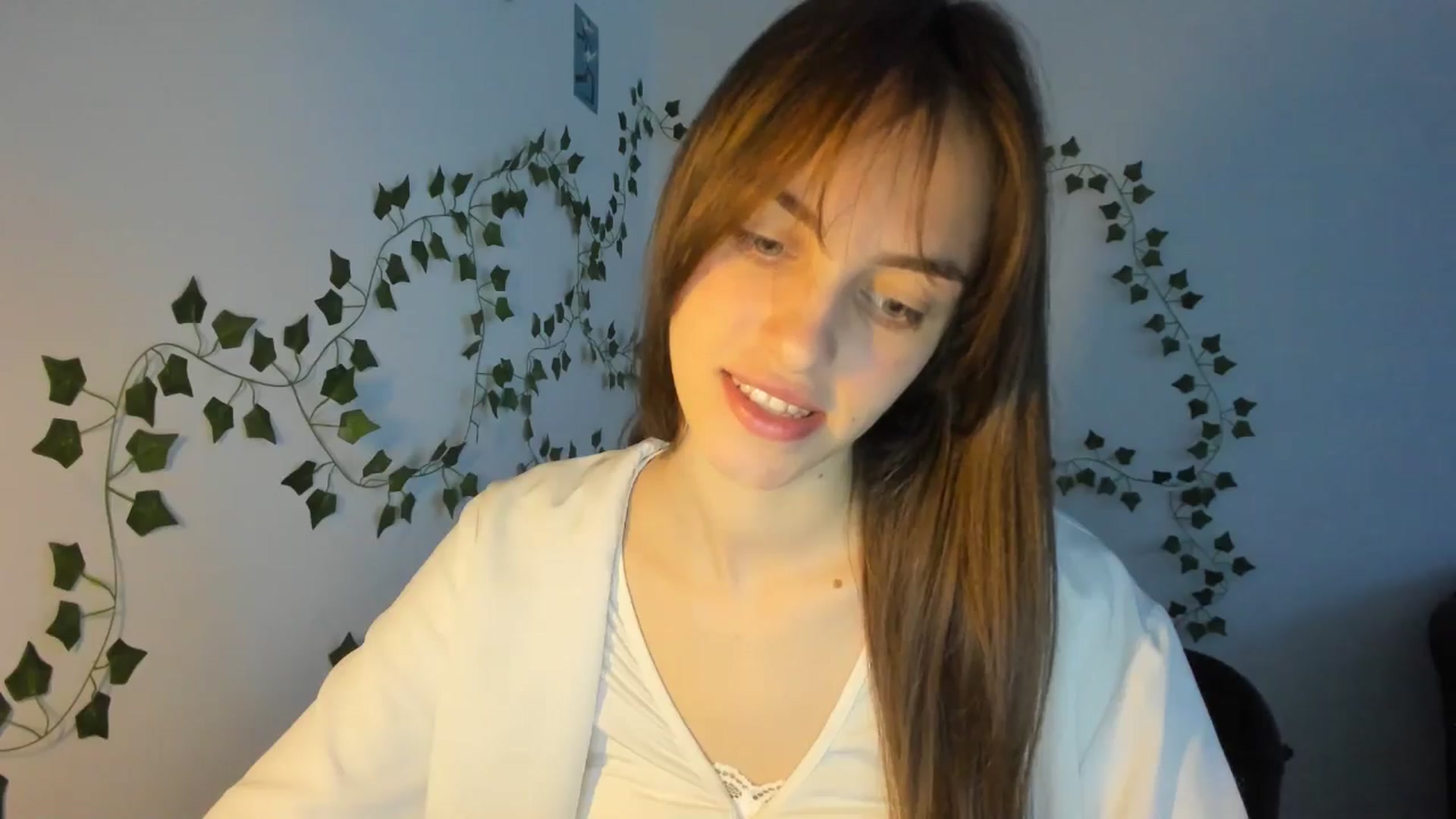 Gallery image thumbnail from Dashamoxy's myfreecams stream on, 04/21/2026, 17:06 image 13 of 20