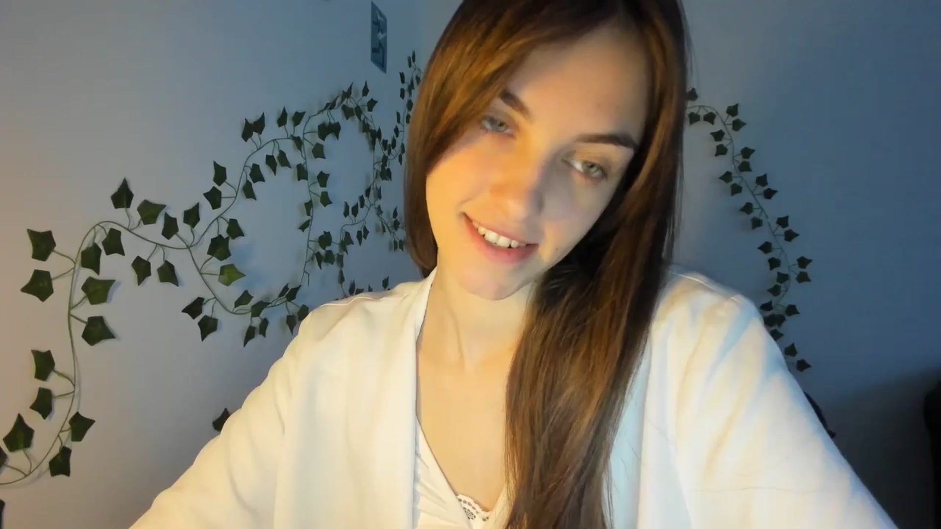 Gallery image thumbnail from Dashamoxy's myfreecams stream on, 04/21/2026, 17:06 image 3 of 20