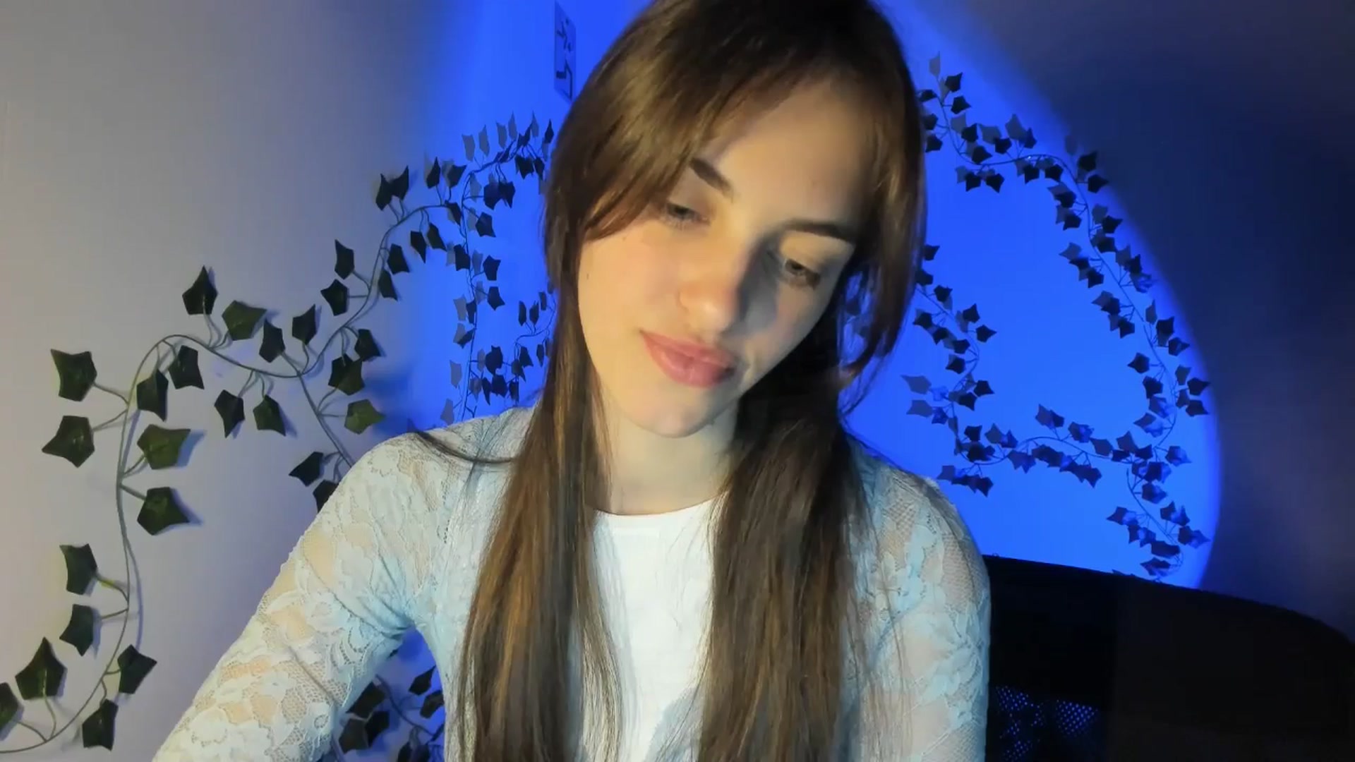Gallery image thumbnail from Dashamoxy's myfreecams stream on, 04/24/2026, 21:59 image 17 of 20