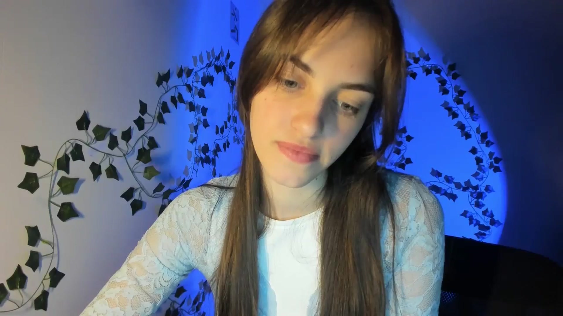 Gallery image thumbnail from Dashamoxy's myfreecams stream on, 04/24/2026, 21:59 image 16 of 20
