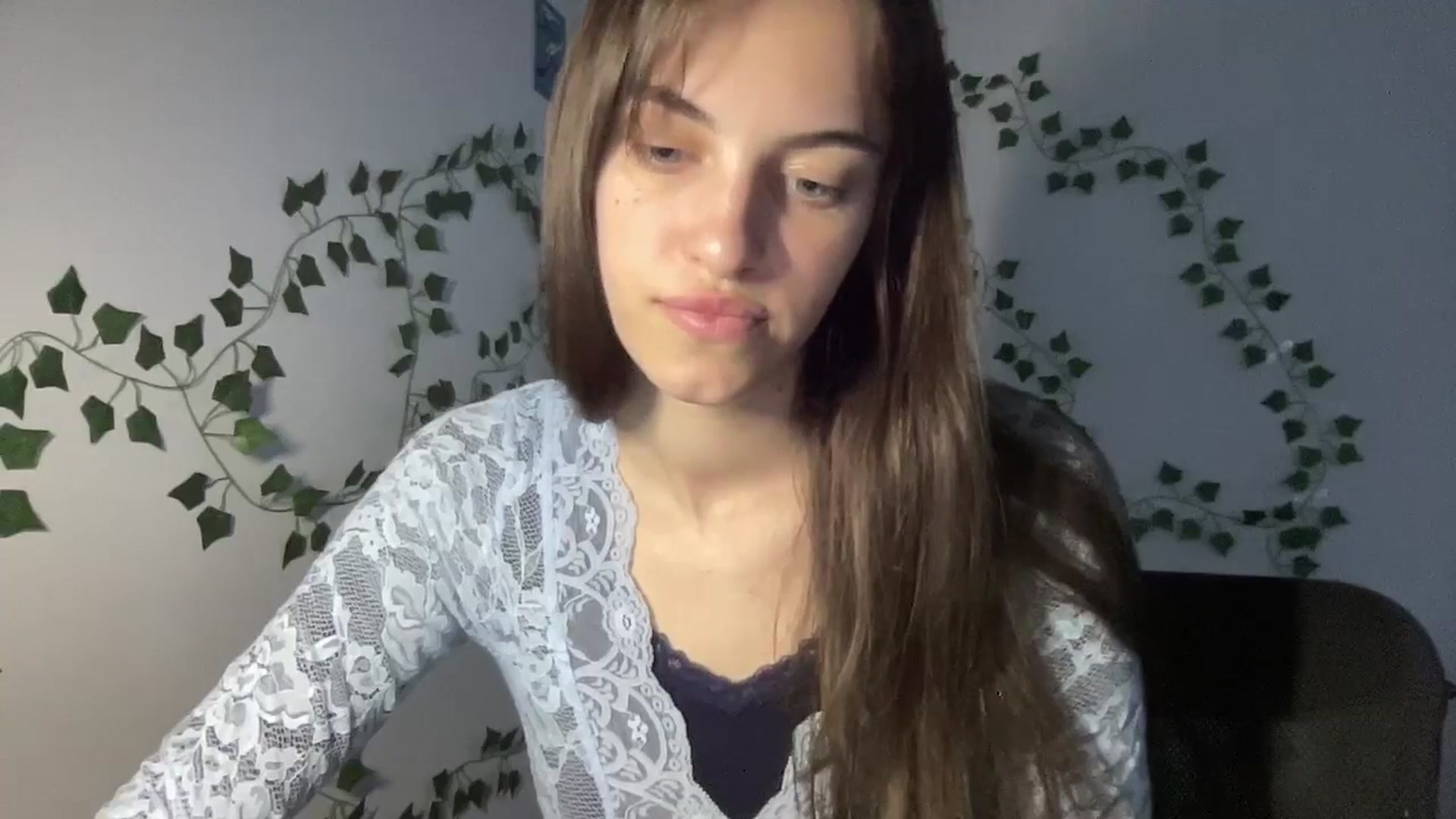 Gallery image thumbnail from Dashamoxy's myfreecams stream on, 04/29/2026, 16:19 image 12 of 20
