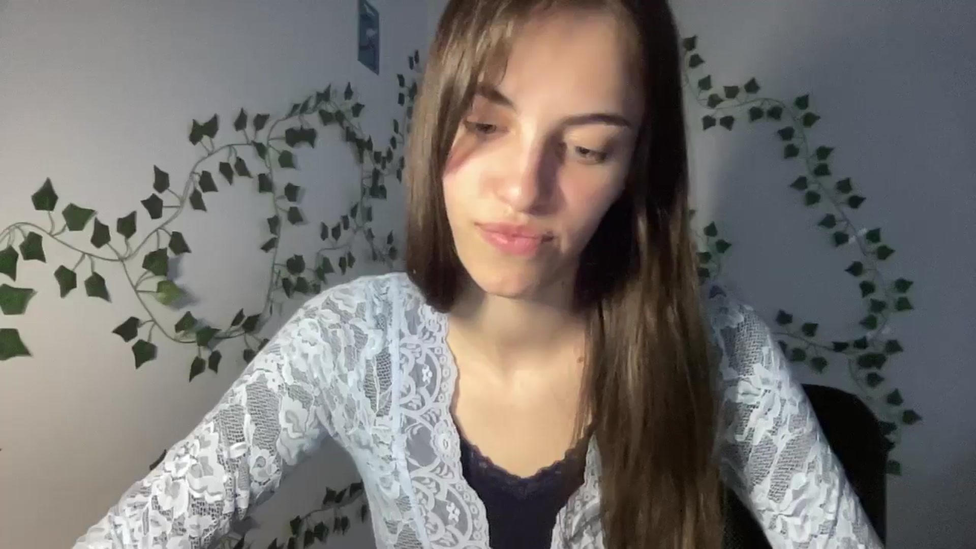Gallery image thumbnail from Dashamoxy's myfreecams stream on, 04/29/2026, 16:19 image 9 of 20