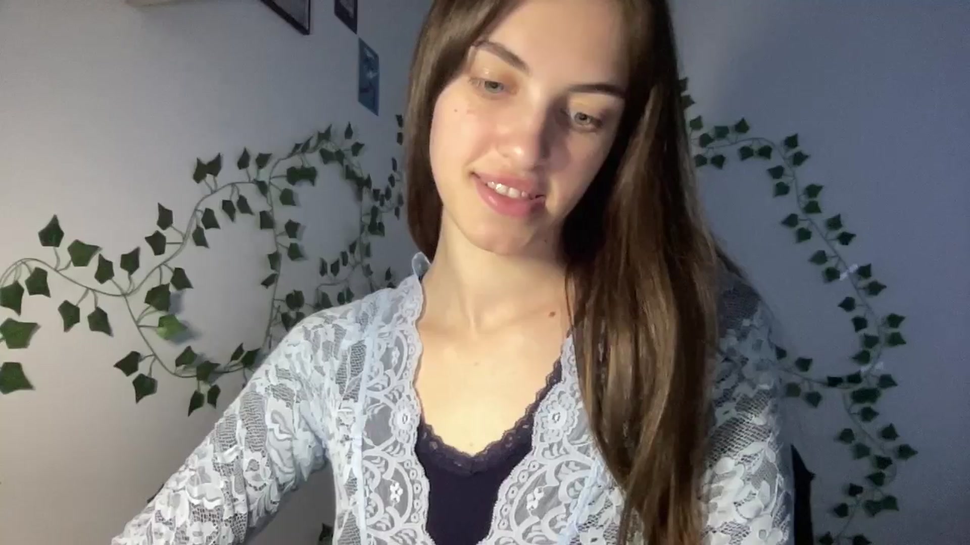 Gallery image thumbnail from Dashamoxy's myfreecams stream on, 04/29/2026, 16:19 image 18 of 20