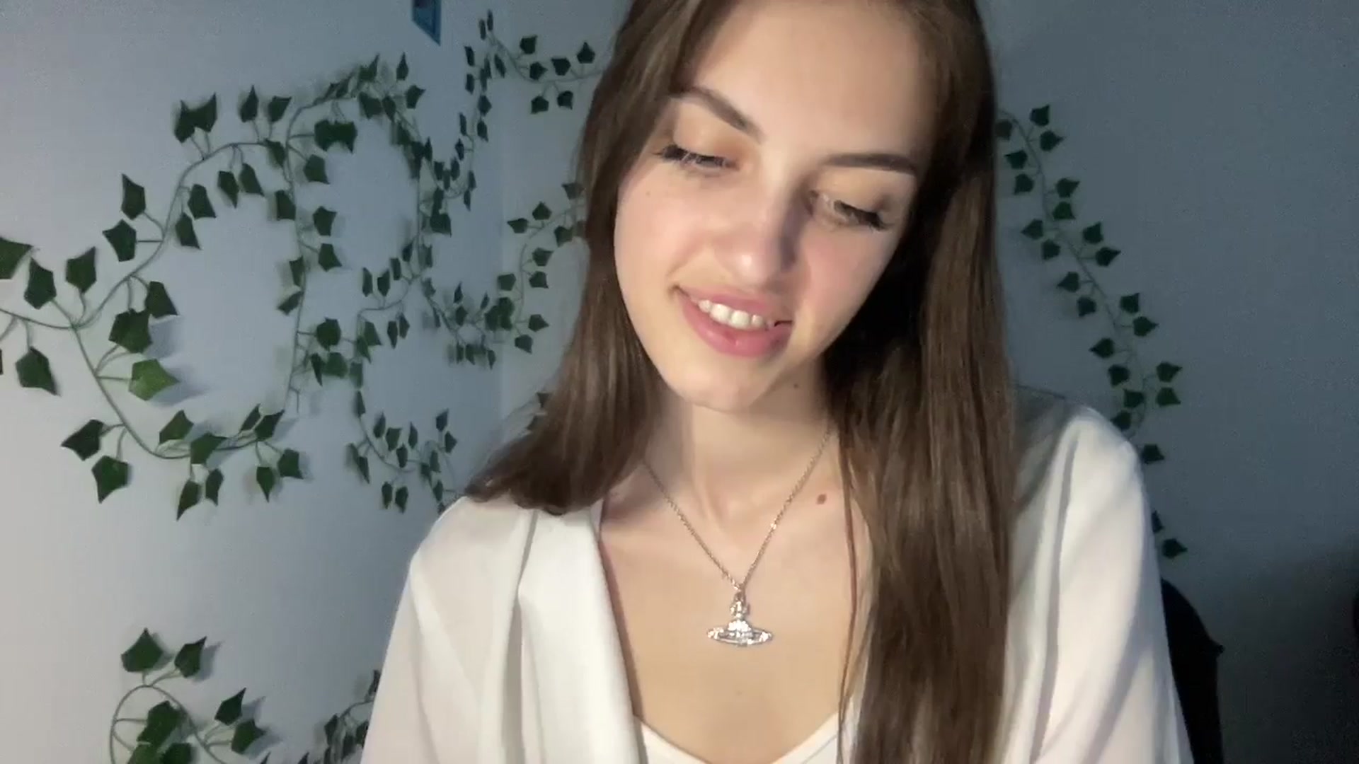 Gallery image thumbnail from Dashamoxy's myfreecams stream on, 04/30/2026, 15:41 image 19 of 20