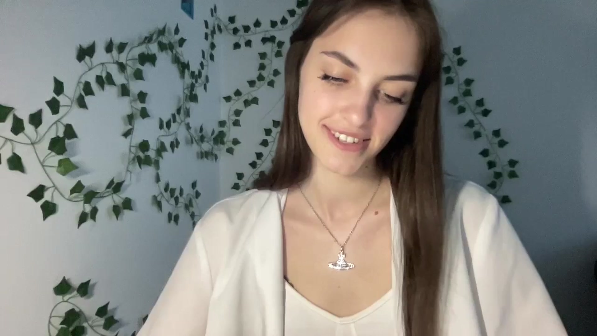 Gallery image thumbnail from Dashamoxy's myfreecams stream on, 04/30/2026, 15:41 image 13 of 20