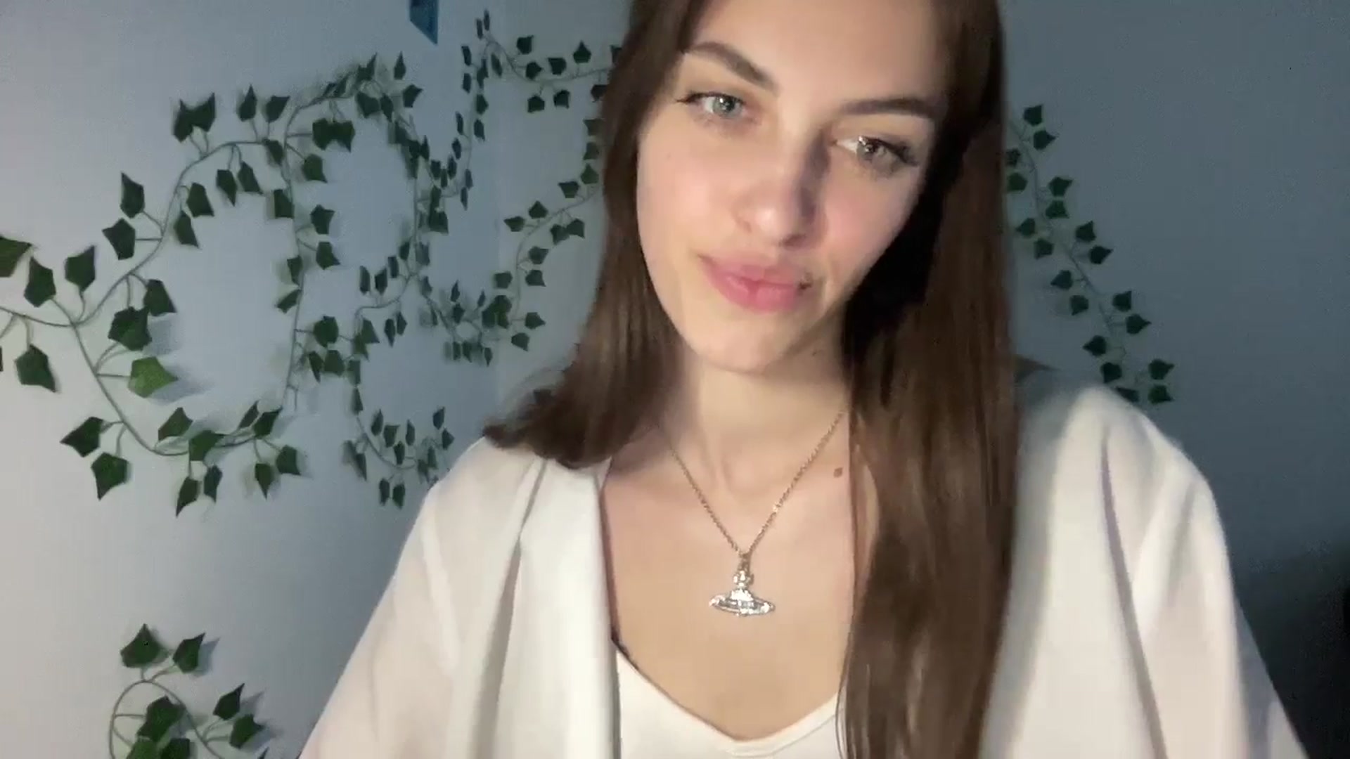 Gallery image thumbnail from Dashamoxy's myfreecams stream on, 04/30/2026, 15:41 image 17 of 20