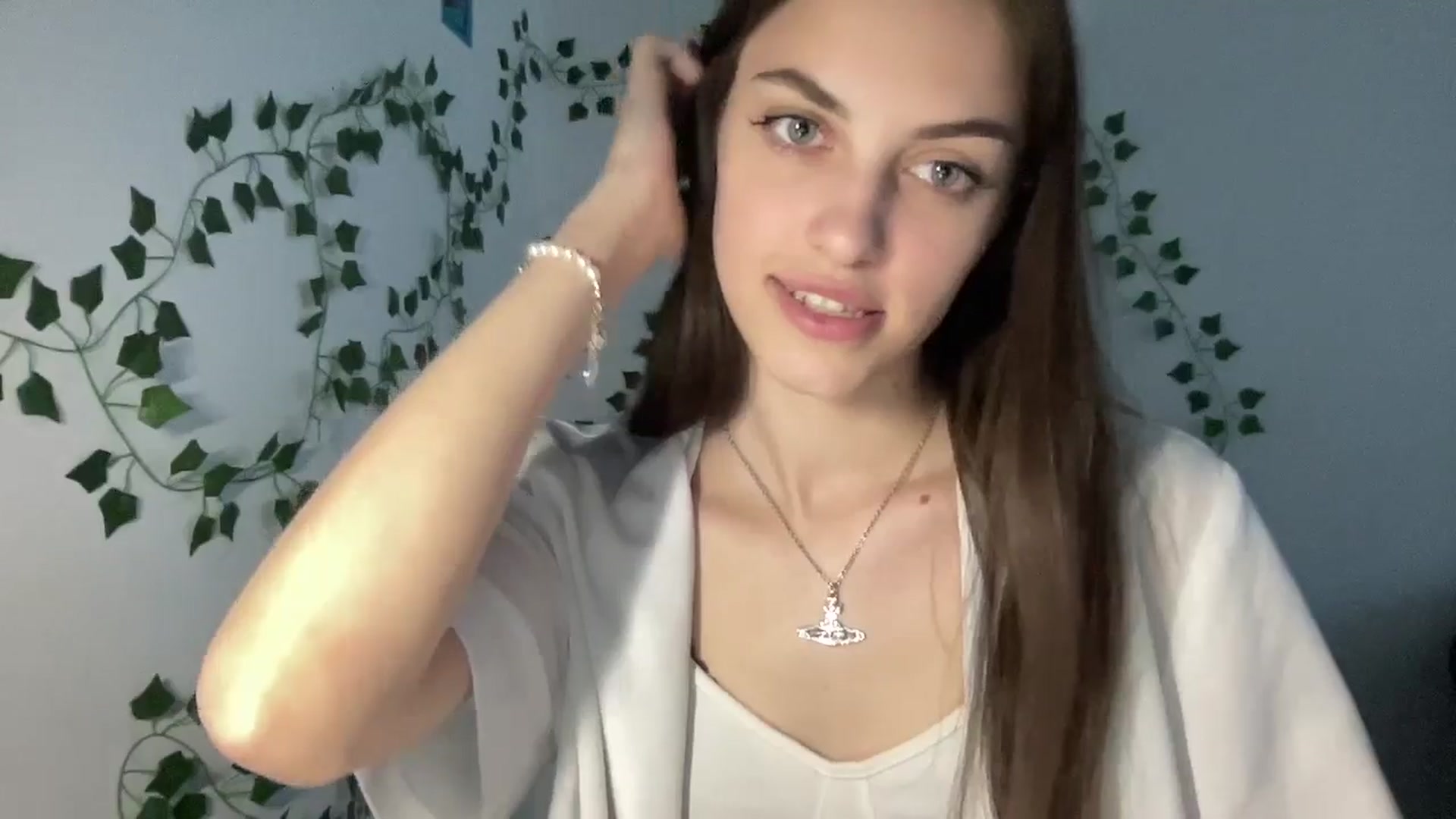 Gallery image thumbnail from Dashamoxy's myfreecams stream on, 04/30/2026, 15:41 image 11 of 20