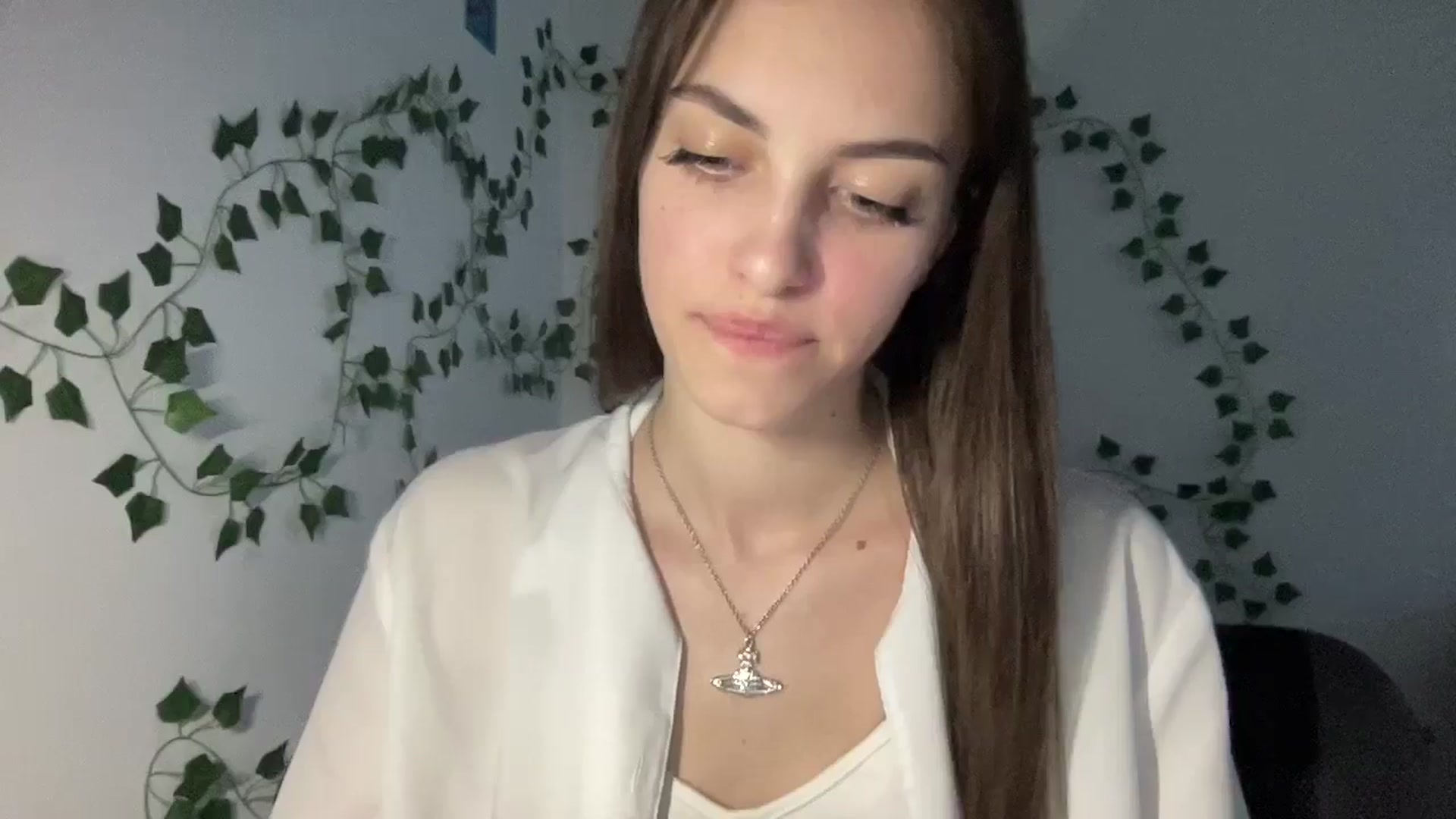 Gallery image thumbnail from Dashamoxy's myfreecams stream on, 04/30/2026, 16:44 image 19 of 20