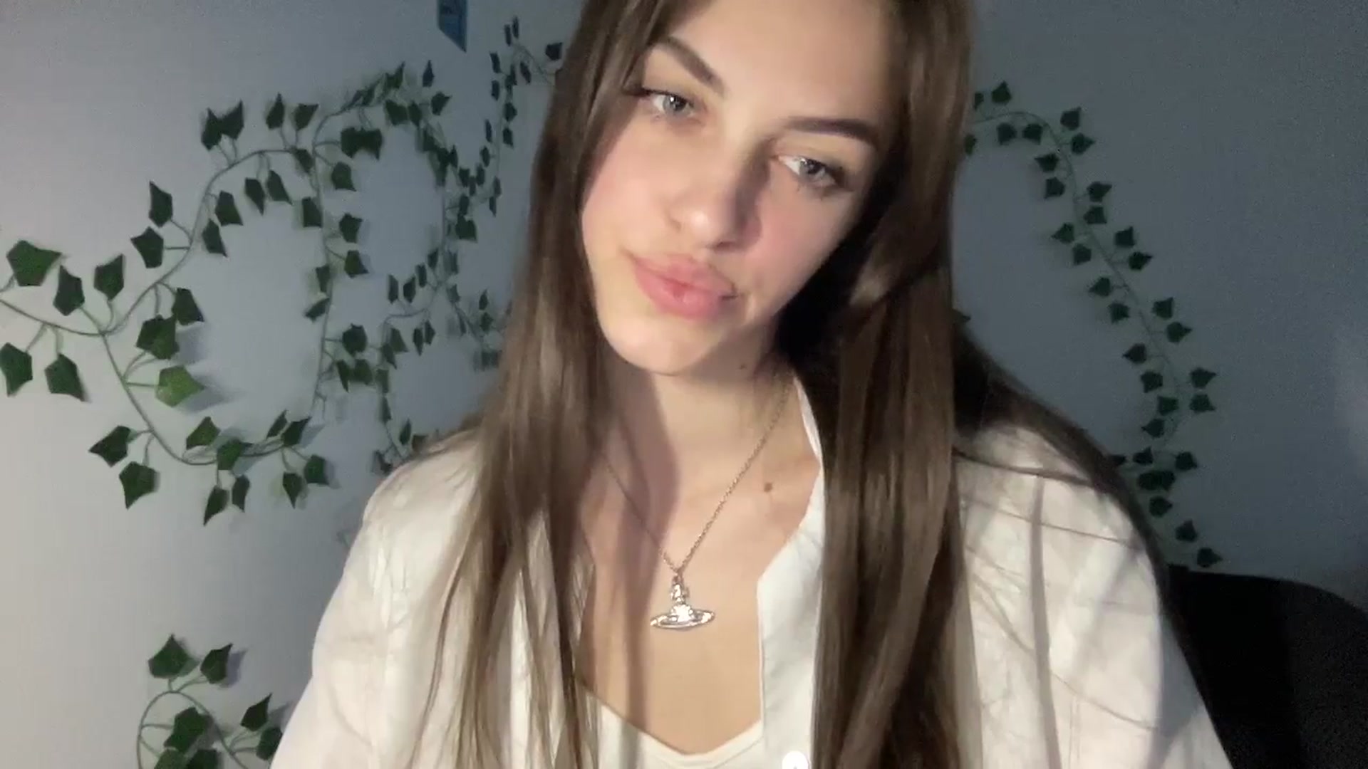 Gallery image thumbnail from Dashamoxy's myfreecams stream on, 04/30/2026, 16:44 image 10 of 20
