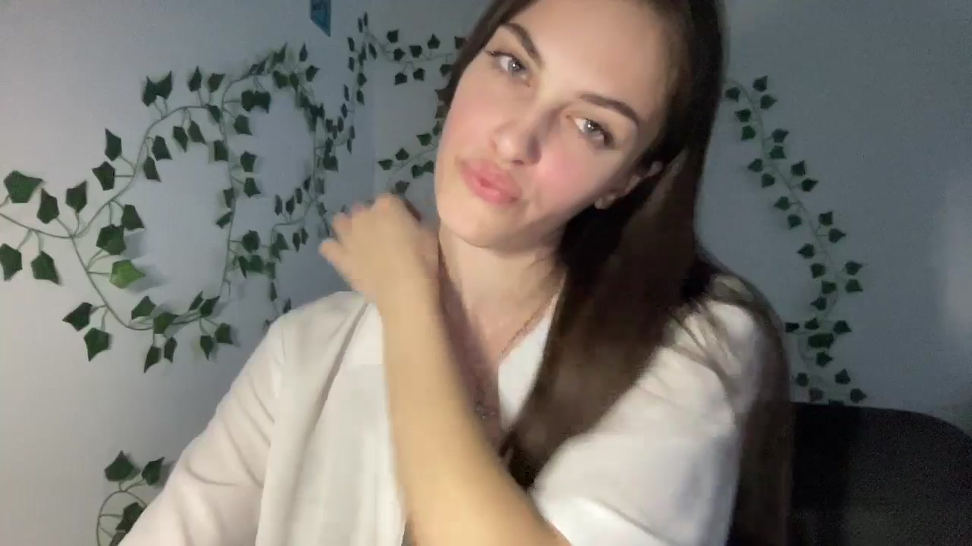 Gallery image thumbnail from Dashamoxy's myfreecams stream on, 04/30/2026, 16:44 image 12 of 20