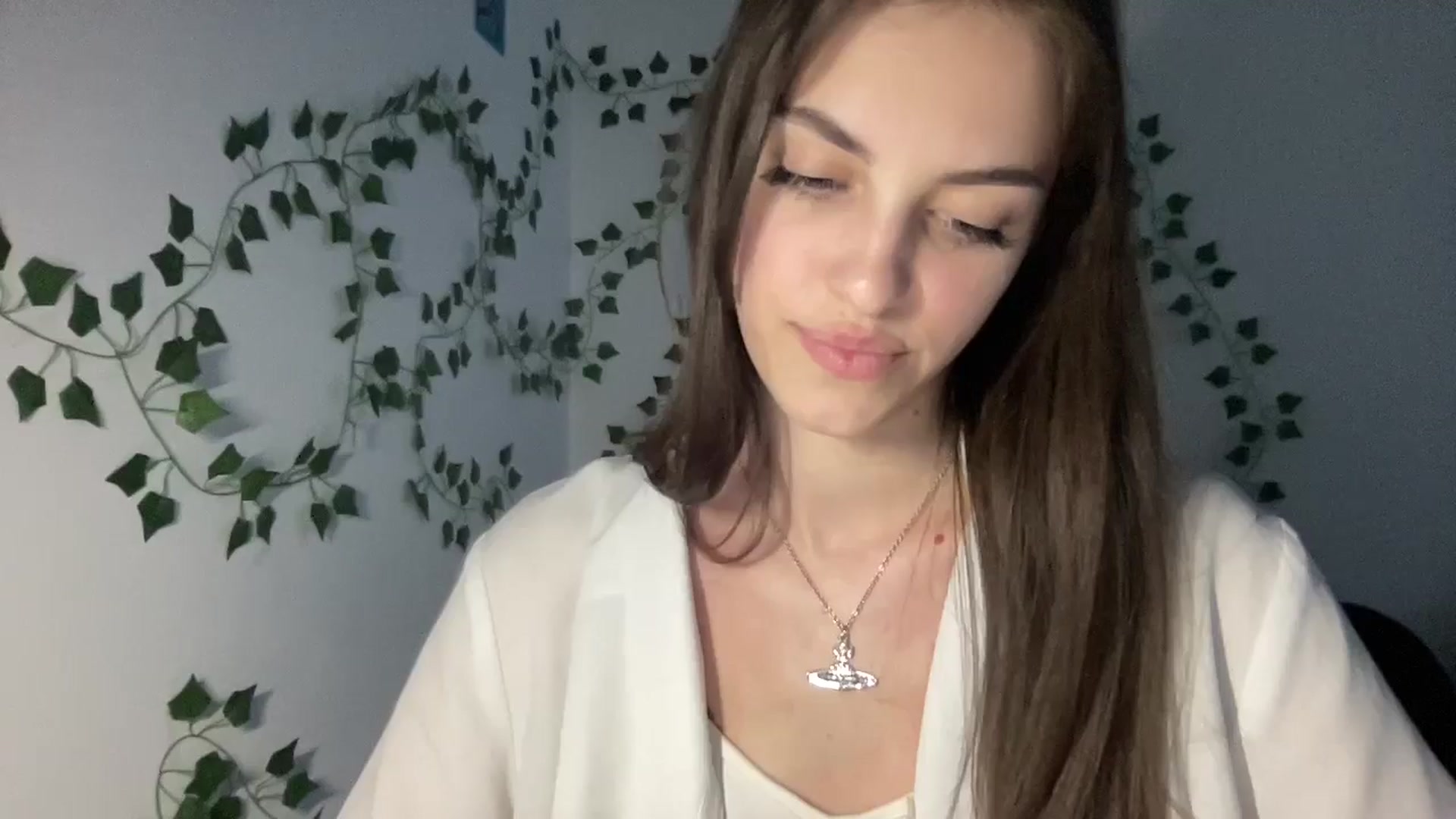 Gallery image thumbnail from Dashamoxy's myfreecams stream on, 04/30/2026, 16:44 image 5 of 20