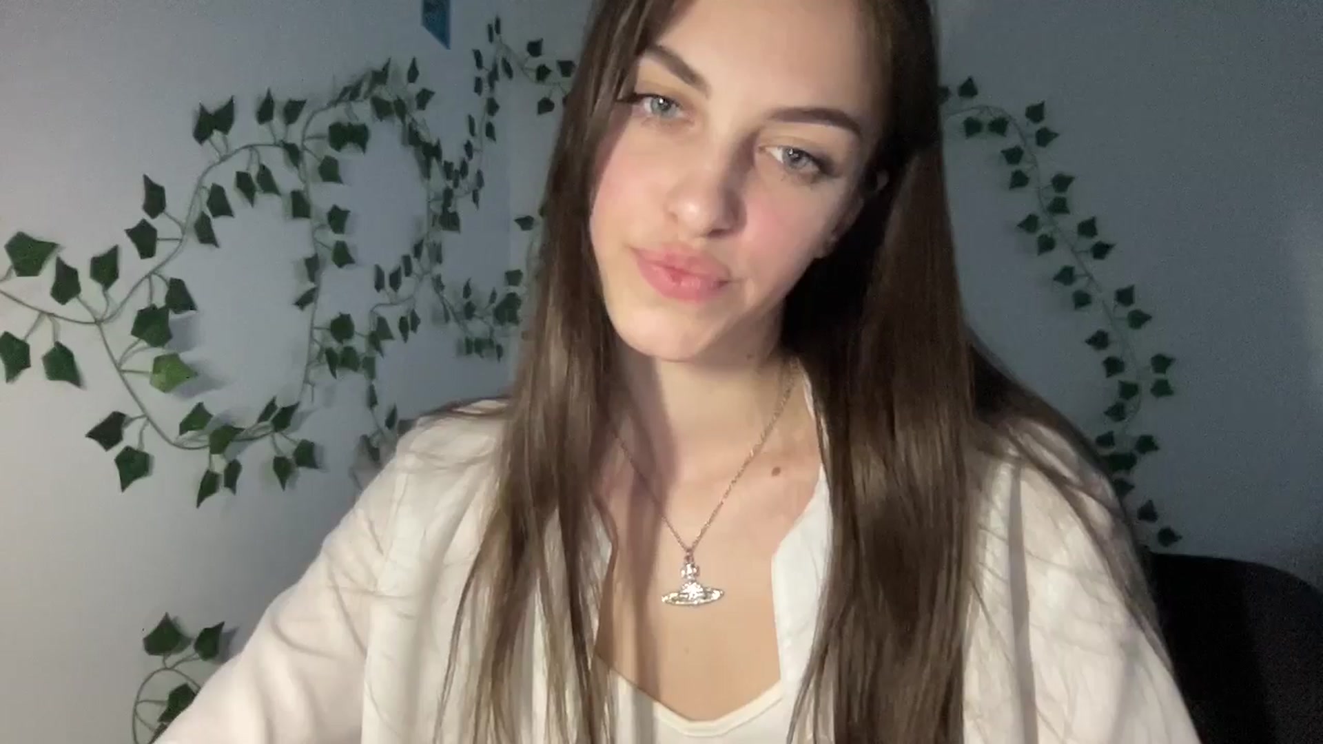 Gallery image thumbnail from Dashamoxy's myfreecams stream on, 04/30/2026, 16:44 image 11 of 20