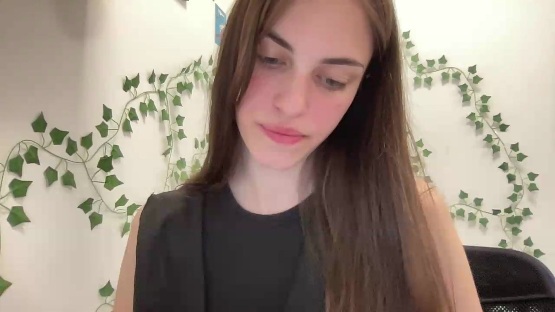 Gallery image thumbnail from Dashamoxy's myfreecams stream on, 05/02/2026, 20:06 image 9 of 20