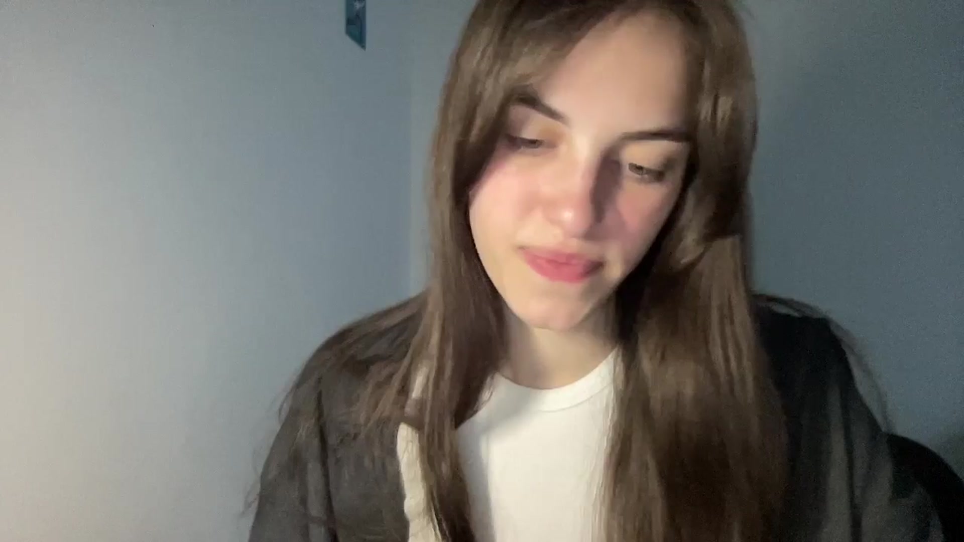 Gallery image thumbnail from Dashamoxy's myfreecams stream on, 05/03/2026, 16:23 image 17 of 20