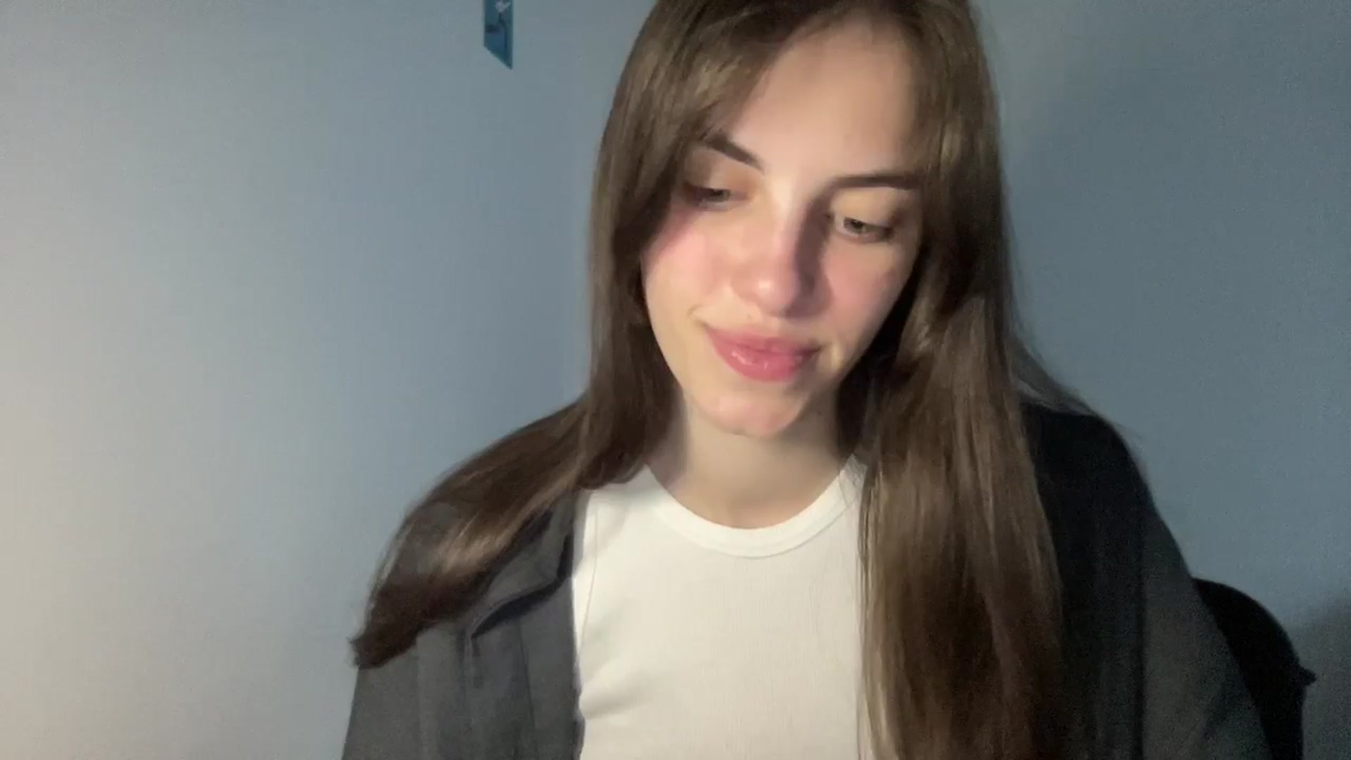 Gallery image thumbnail from Dashamoxy's myfreecams stream on, 05/03/2026, 16:23 image 6 of 20