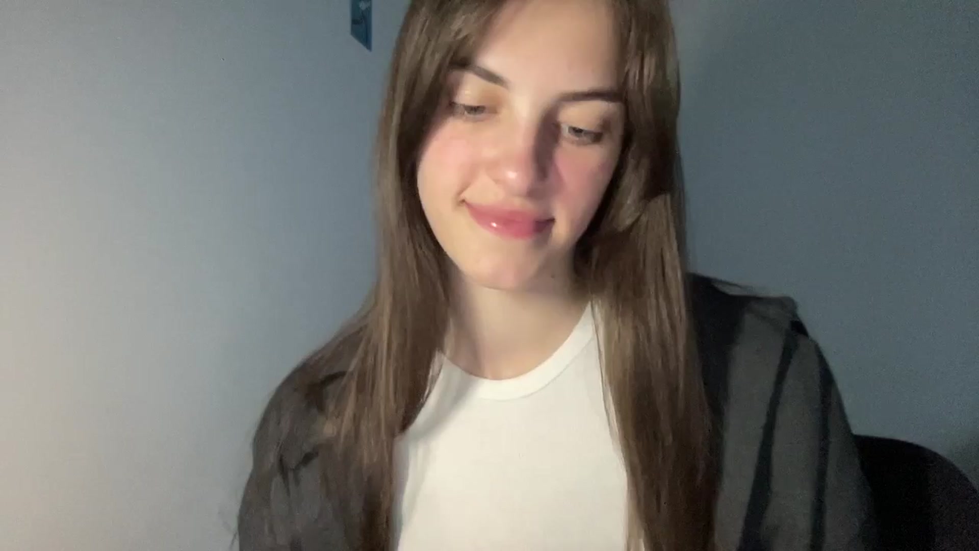Gallery image thumbnail from Dashamoxy's myfreecams stream on, 05/03/2026, 16:23 image 18 of 20