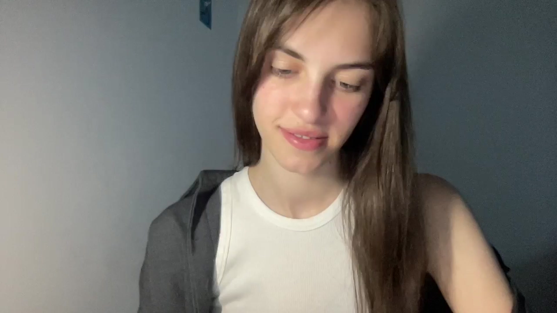 Gallery image thumbnail from Dashamoxy's myfreecams stream on, 05/03/2026, 17:05 image 7 of 20