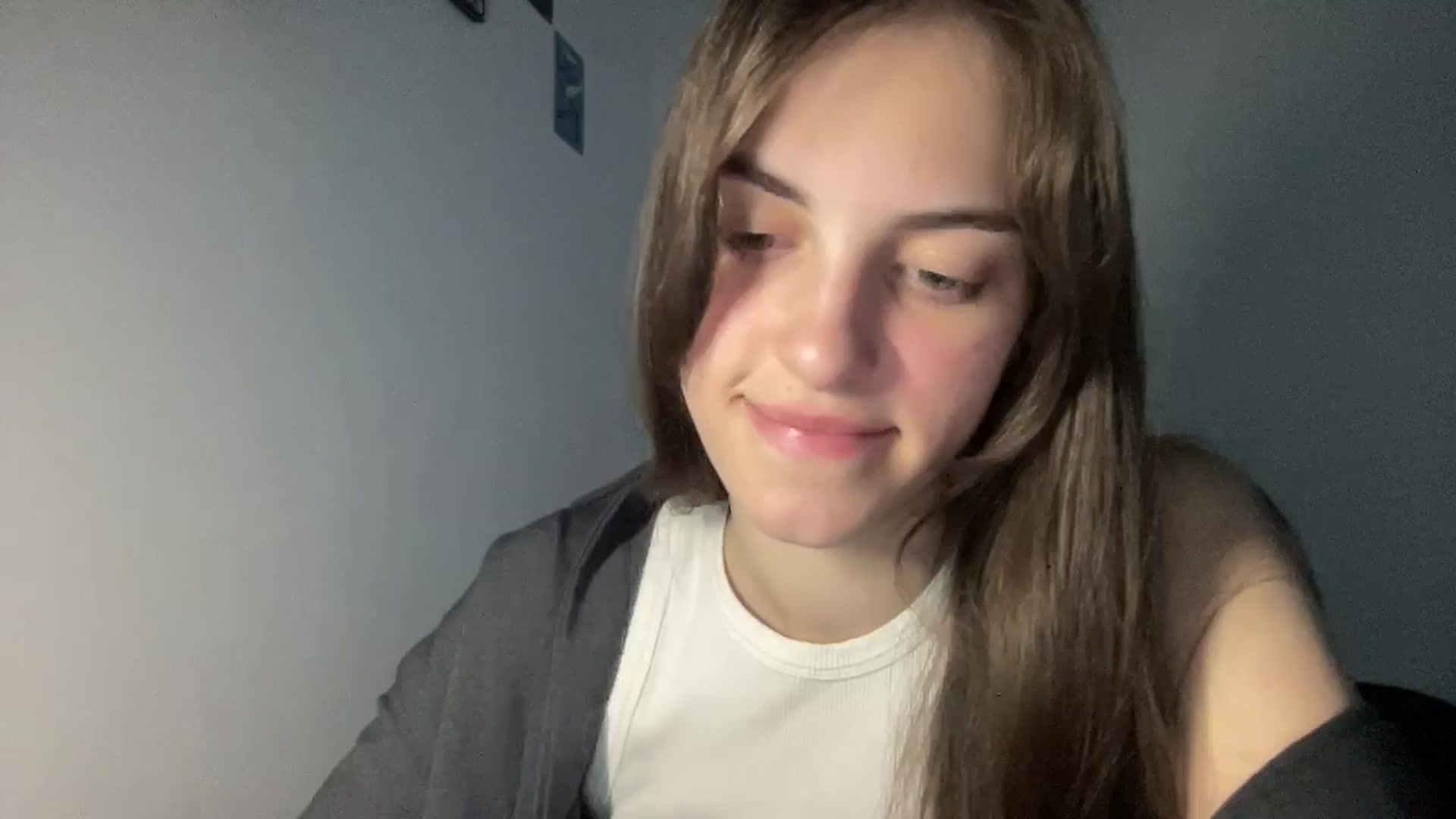 Gallery image thumbnail from Dashamoxy's myfreecams stream on, 05/03/2026, 17:05 image 13 of 20