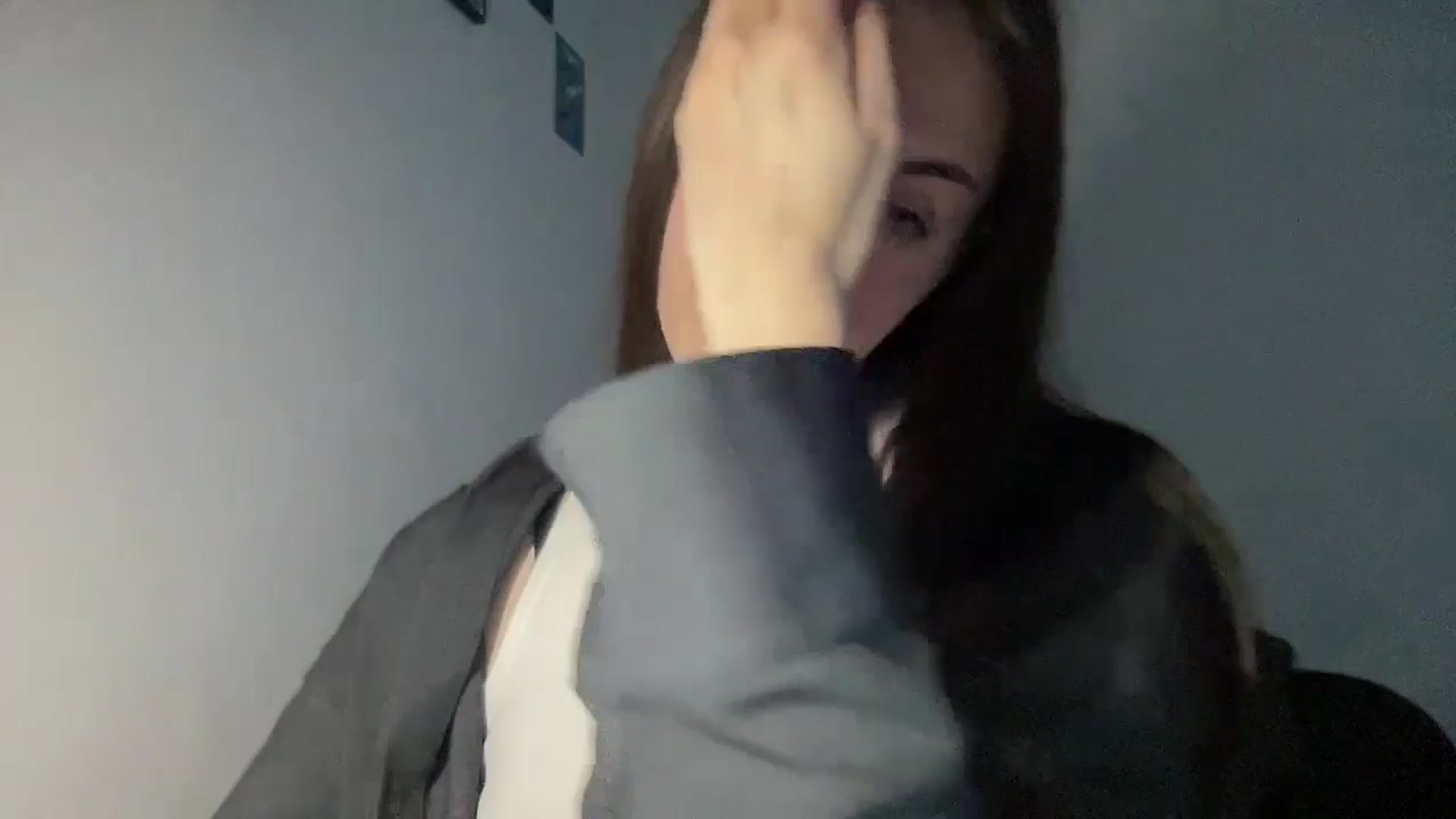Gallery image thumbnail from Dashamoxy's myfreecams stream on, 05/03/2026, 17:05 image 16 of 20