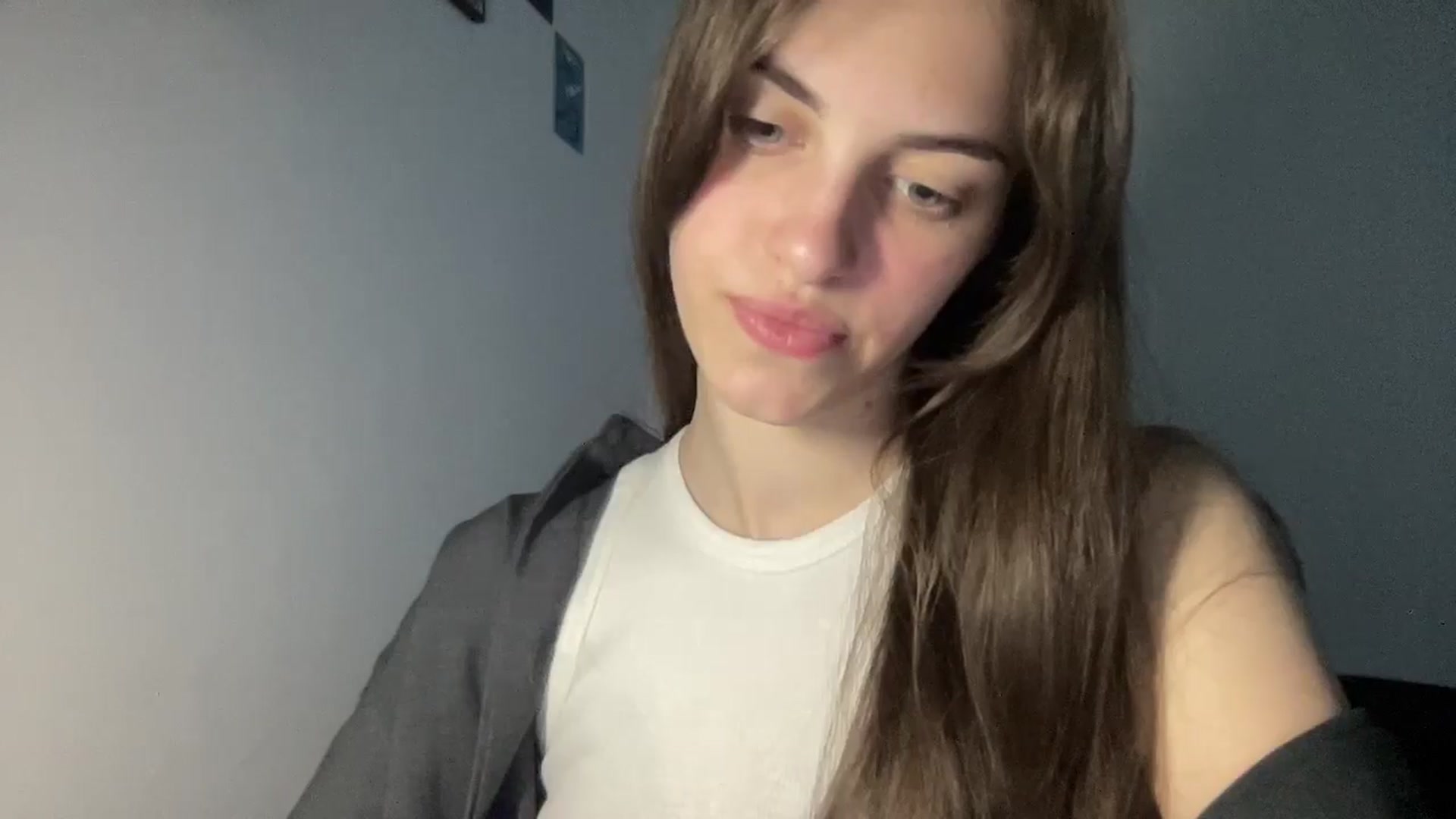 Gallery image thumbnail from Dashamoxy's myfreecams stream on, 05/03/2026, 17:05 image 11 of 20