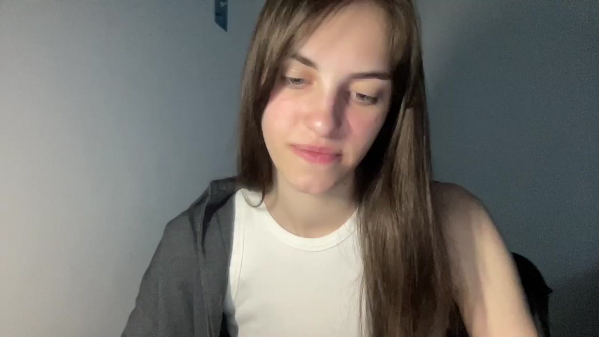 Gallery image thumbnail from Dashamoxy's myfreecams stream on, 05/03/2026, 17:05 image 2 of 20