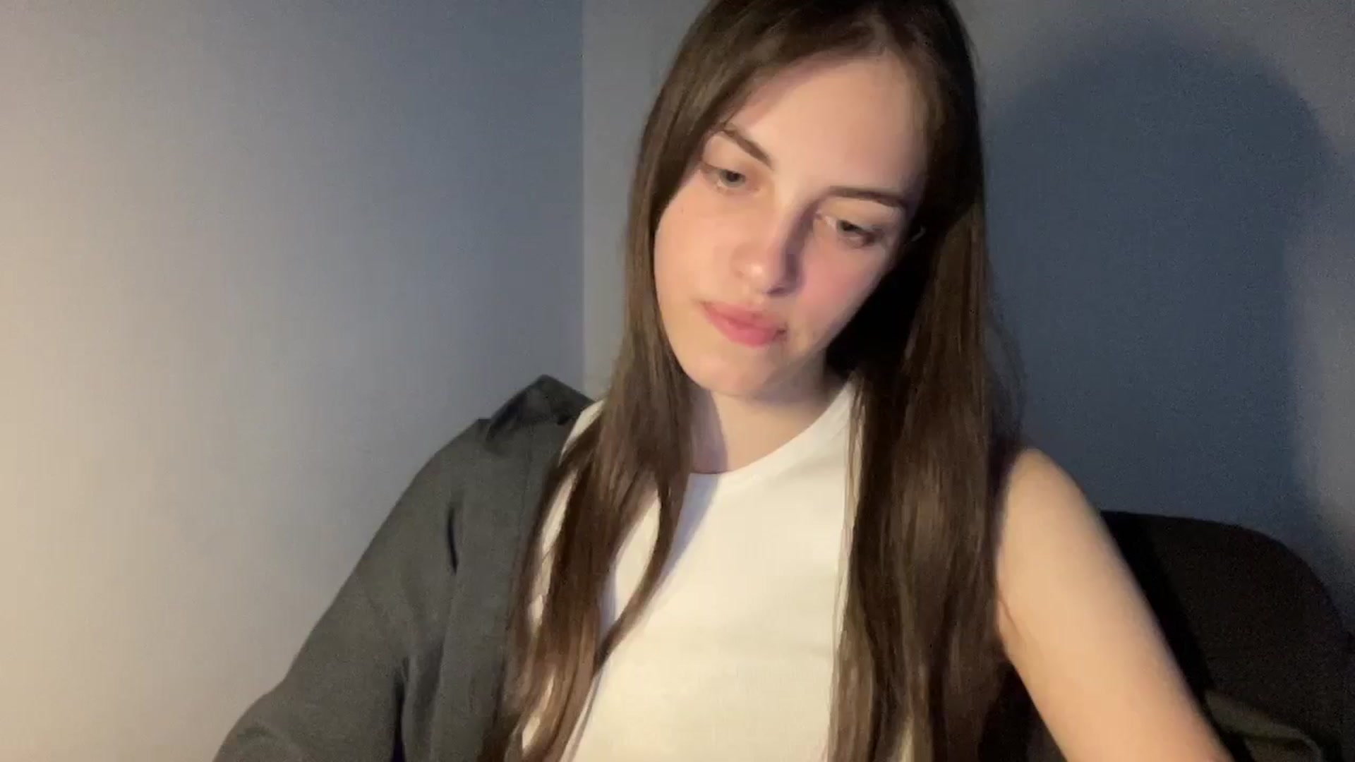 Gallery image thumbnail from Dashamoxy's myfreecams stream on, 05/03/2026, 17:34 image 8 of 20