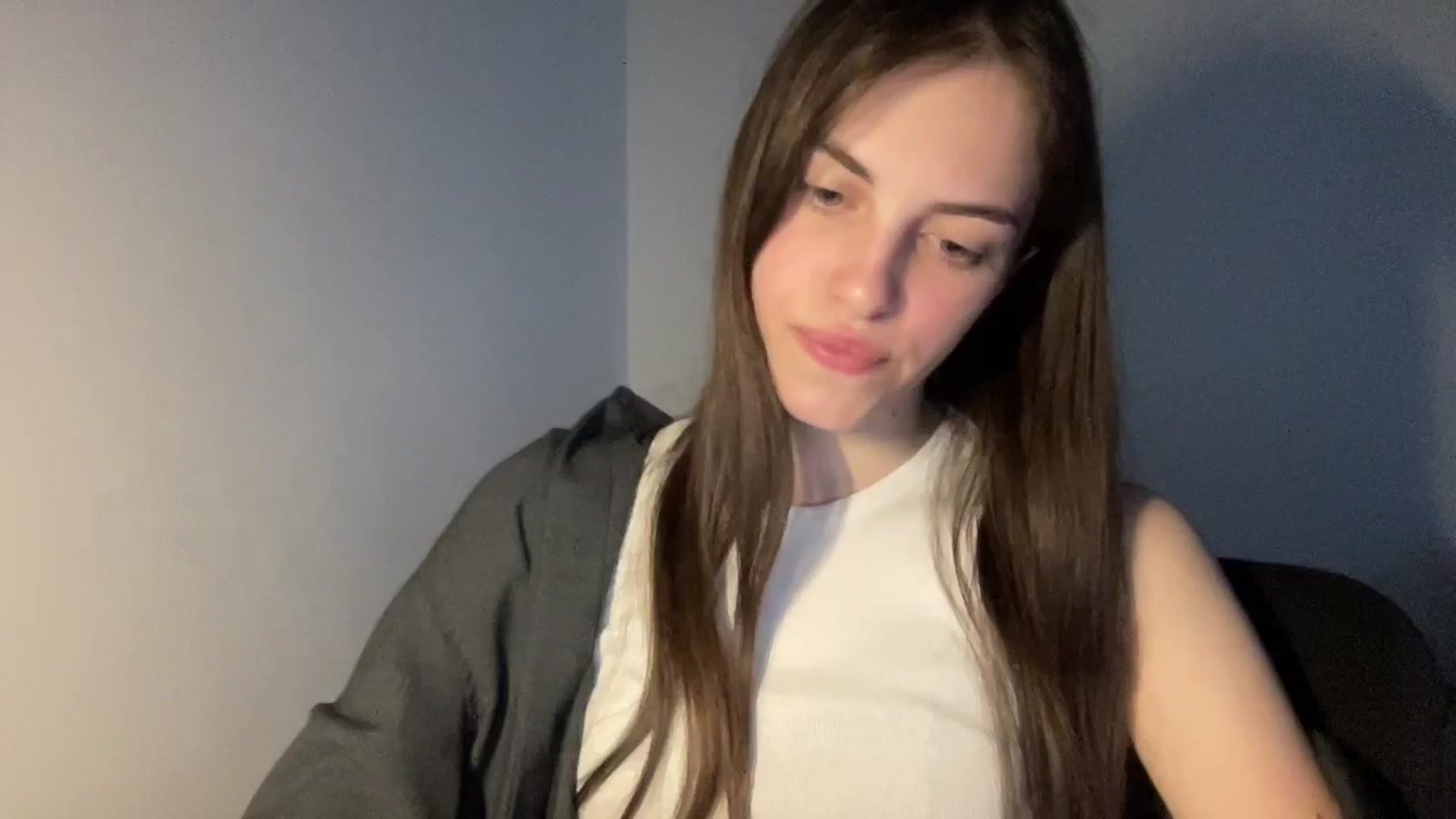 Gallery image thumbnail from Dashamoxy's myfreecams stream on, 05/03/2026, 17:34 image 3 of 20