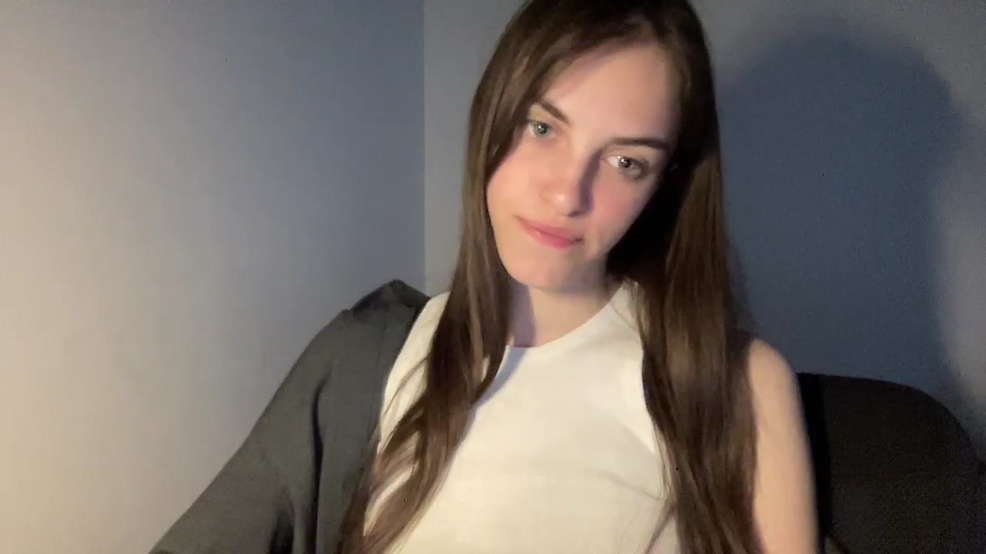 Gallery image thumbnail from Dashamoxy's myfreecams stream on, 05/03/2026, 17:34 image 16 of 20