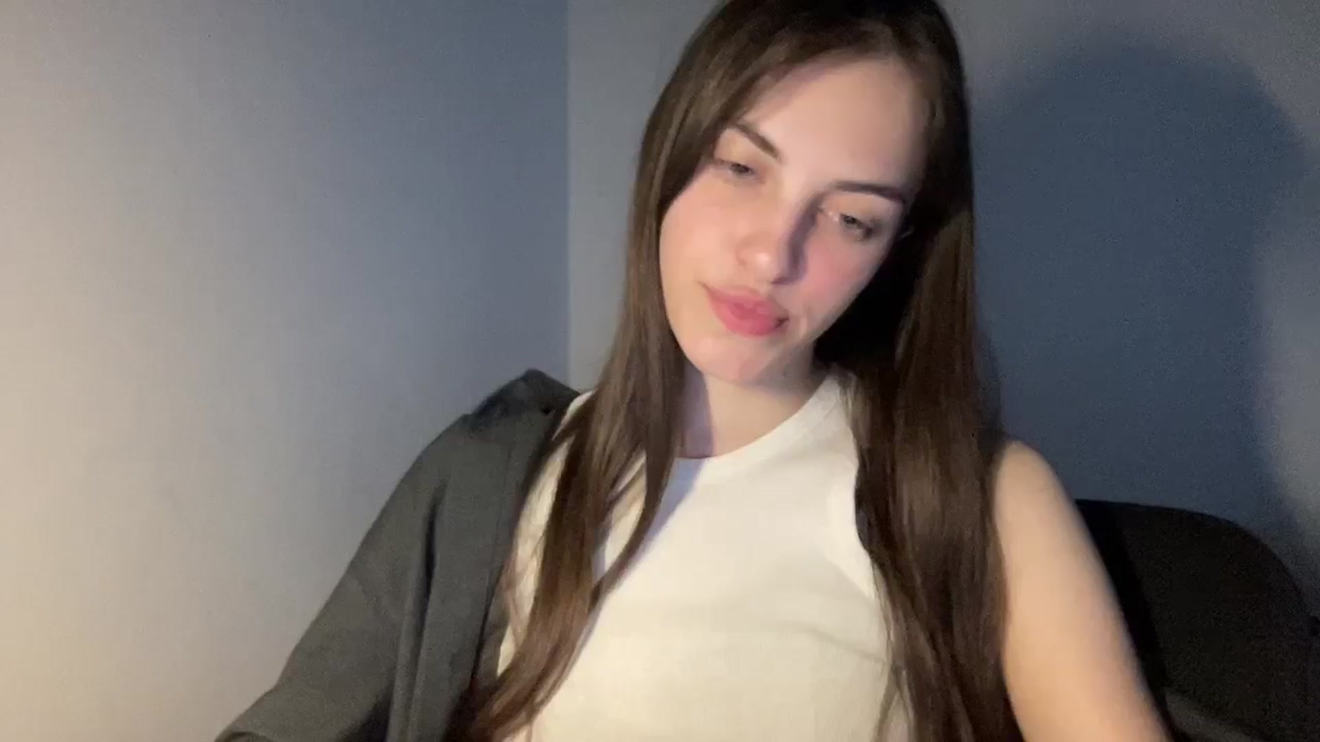 Gallery image thumbnail from Dashamoxy's myfreecams stream on, 05/03/2026, 17:34 image 10 of 20