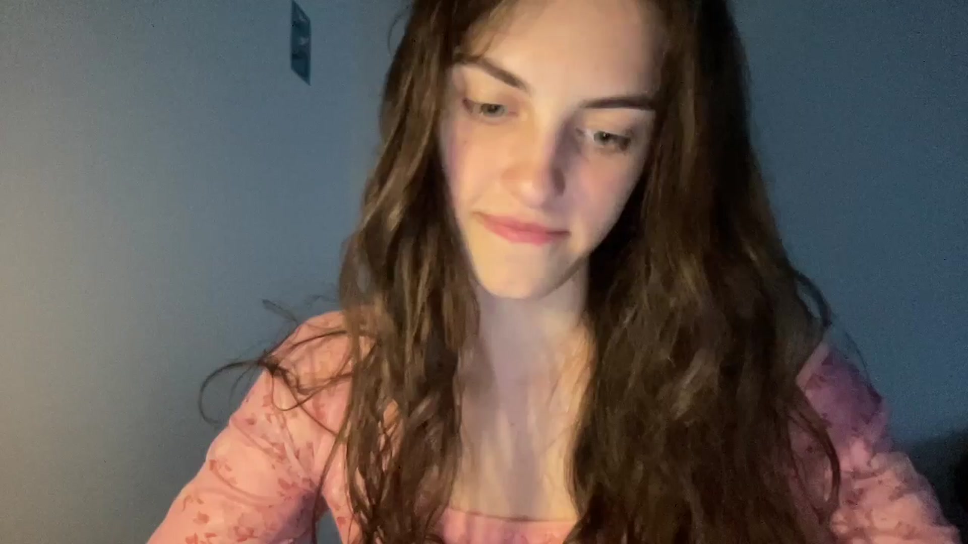 Gallery image thumbnail from Dashamoxy's myfreecams stream on, 05/06/2026, 17:26 image 15 of 20