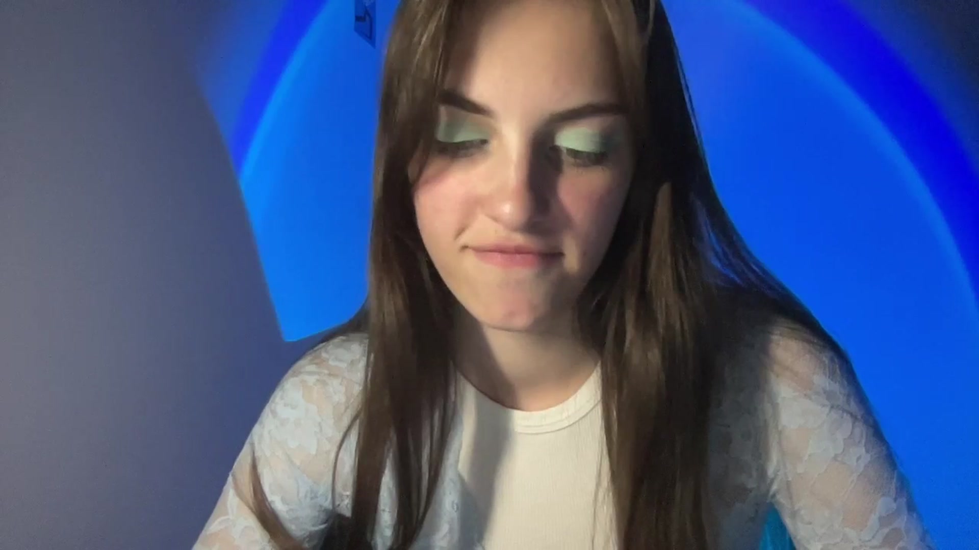 Gallery image thumbnail from Dashamoxy's myfreecams stream on, 05/10/2026, 18:55 image 5 of 20