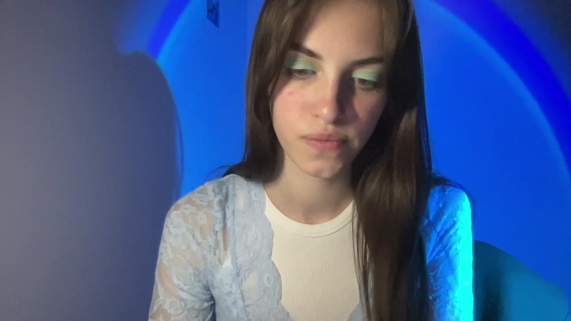 Gallery image thumbnail from Dashamoxy's myfreecams stream on, 05/10/2026, 18:55 image 16 of 20