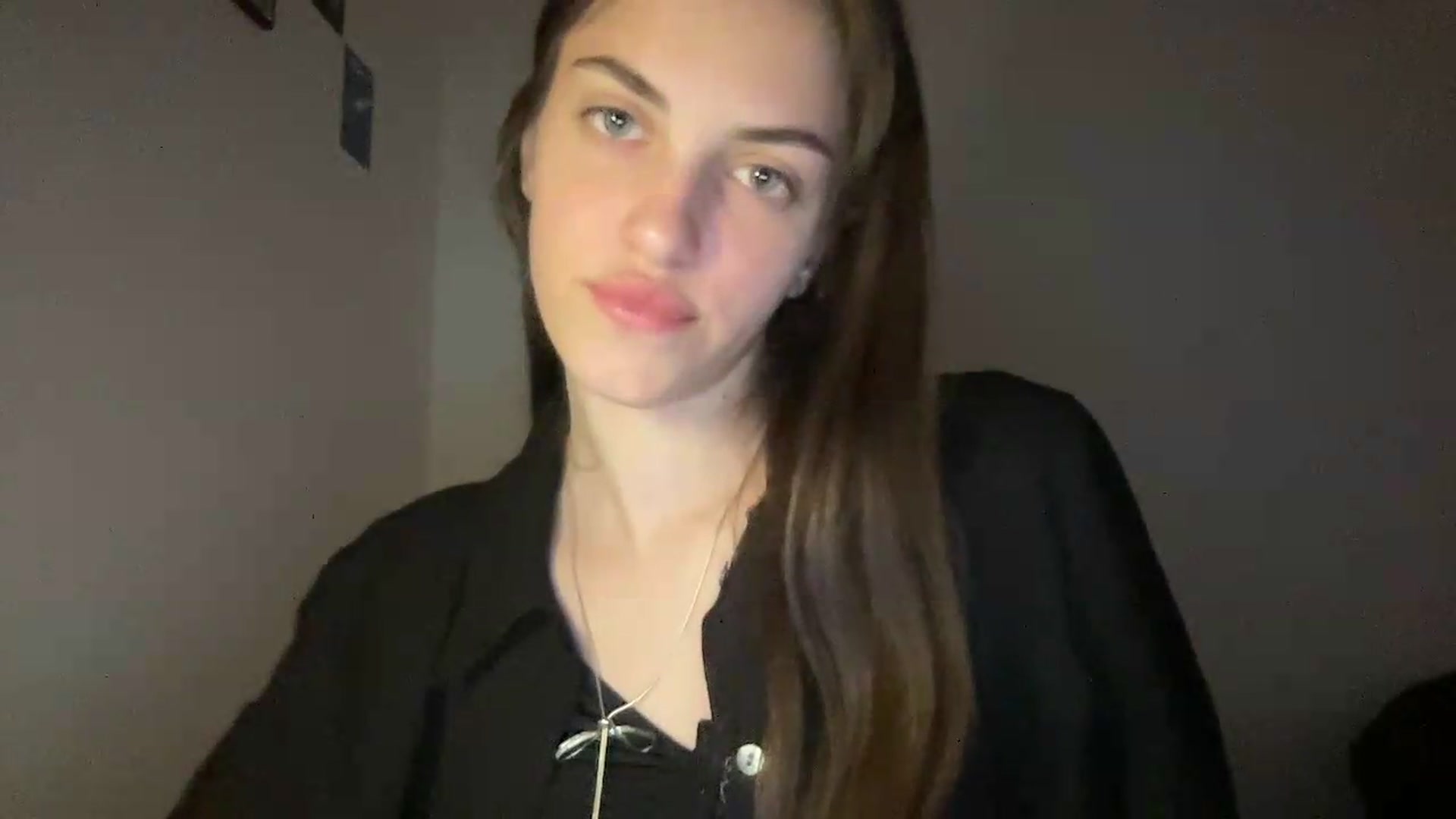 Gallery image thumbnail from Dashamoxy's myfreecams stream on, 05/13/2026, 18:11 image 5 of 20