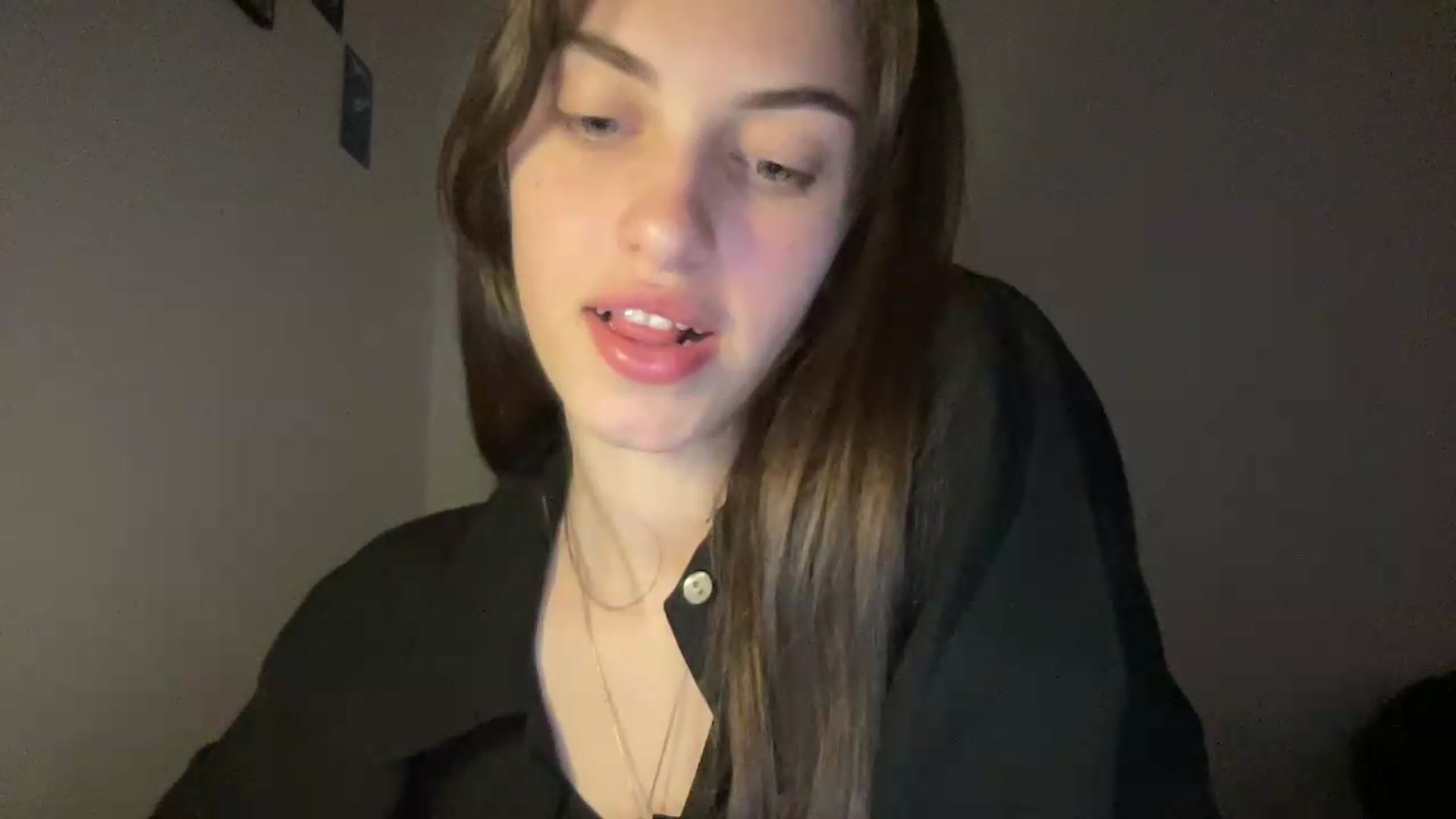 Gallery image thumbnail from Dashamoxy's myfreecams stream on, 05/13/2026, 18:11 image 2 of 20