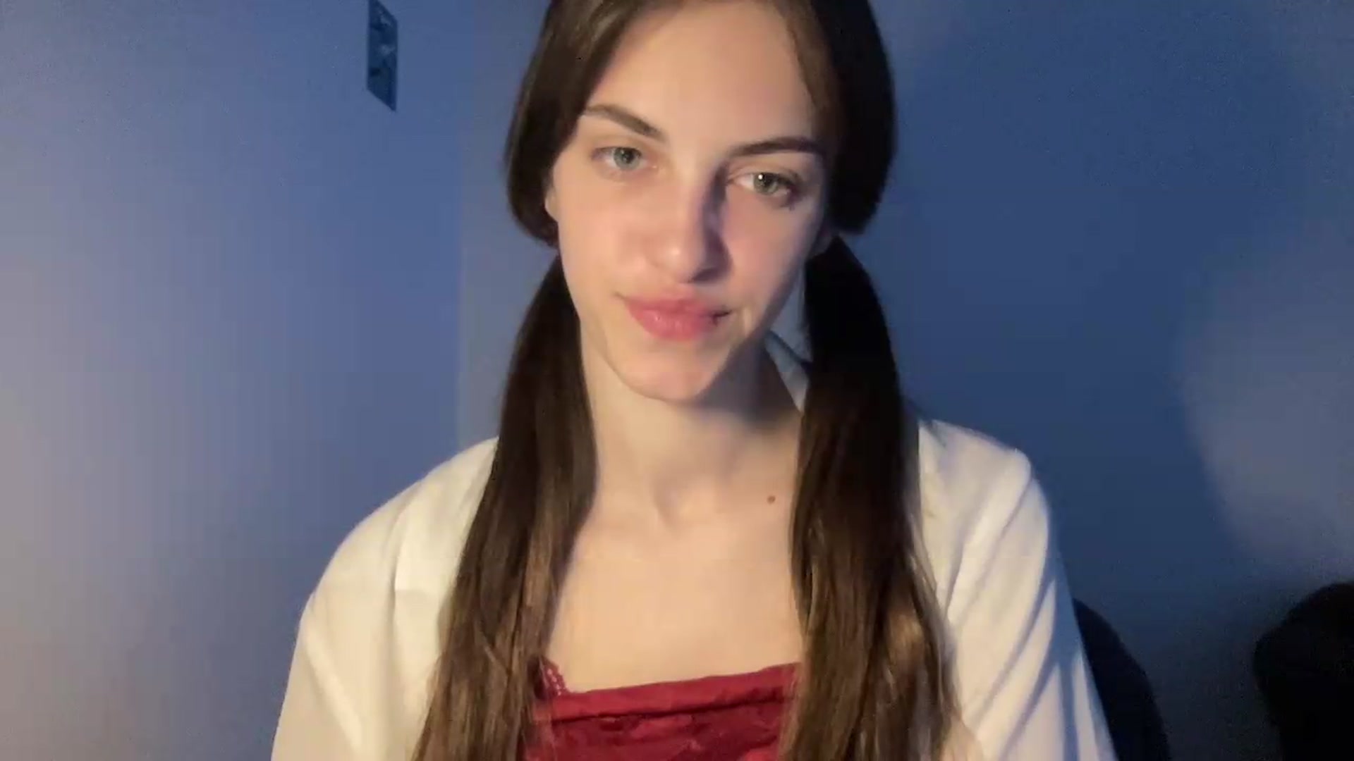 Gallery image thumbnail from Dashamoxy's myfreecams stream on, 05/15/2026, 17:37 image 10 of 20