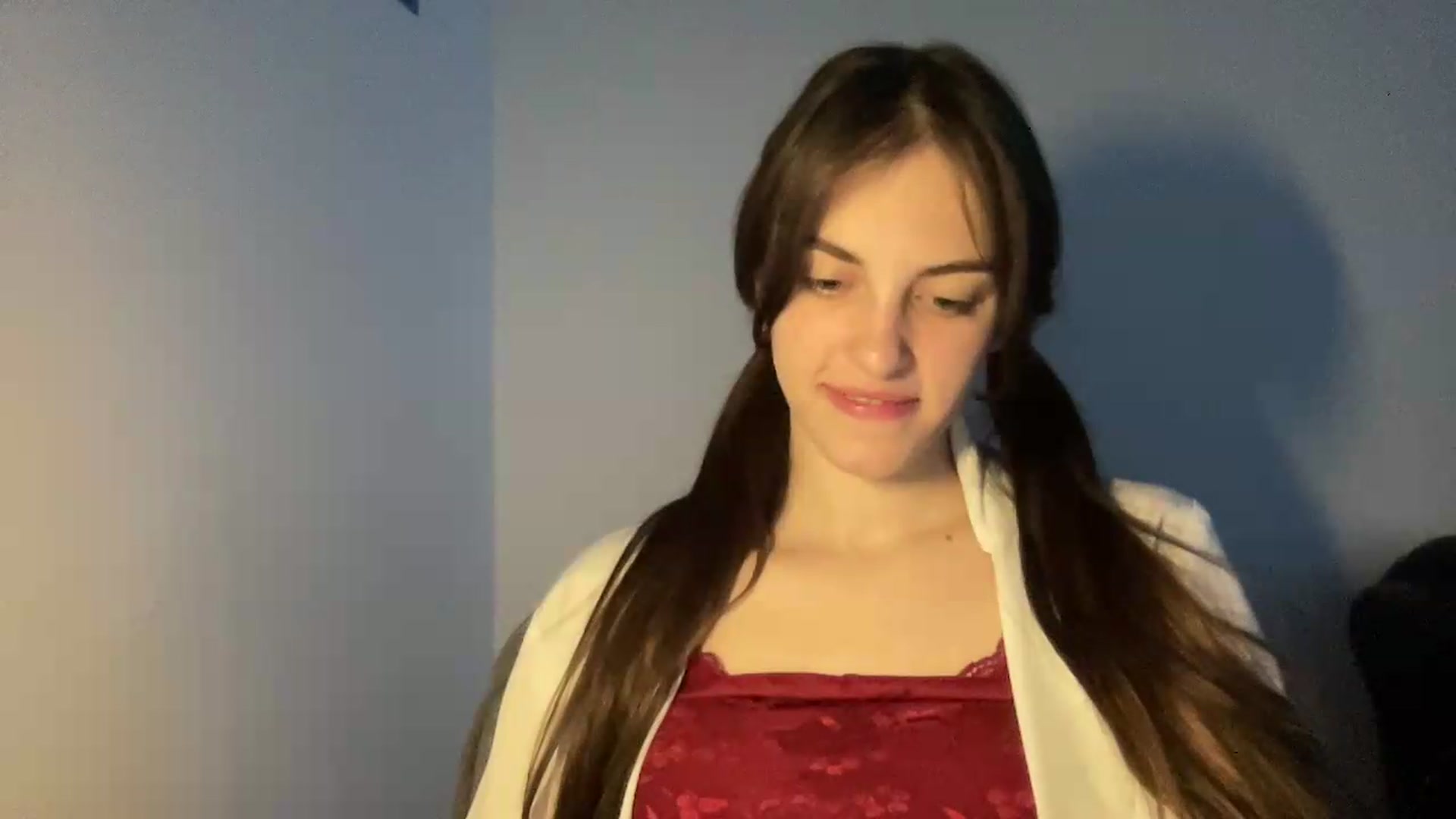 Gallery image thumbnail from Dashamoxy's myfreecams stream on, 05/15/2026, 17:37 image 17 of 20
