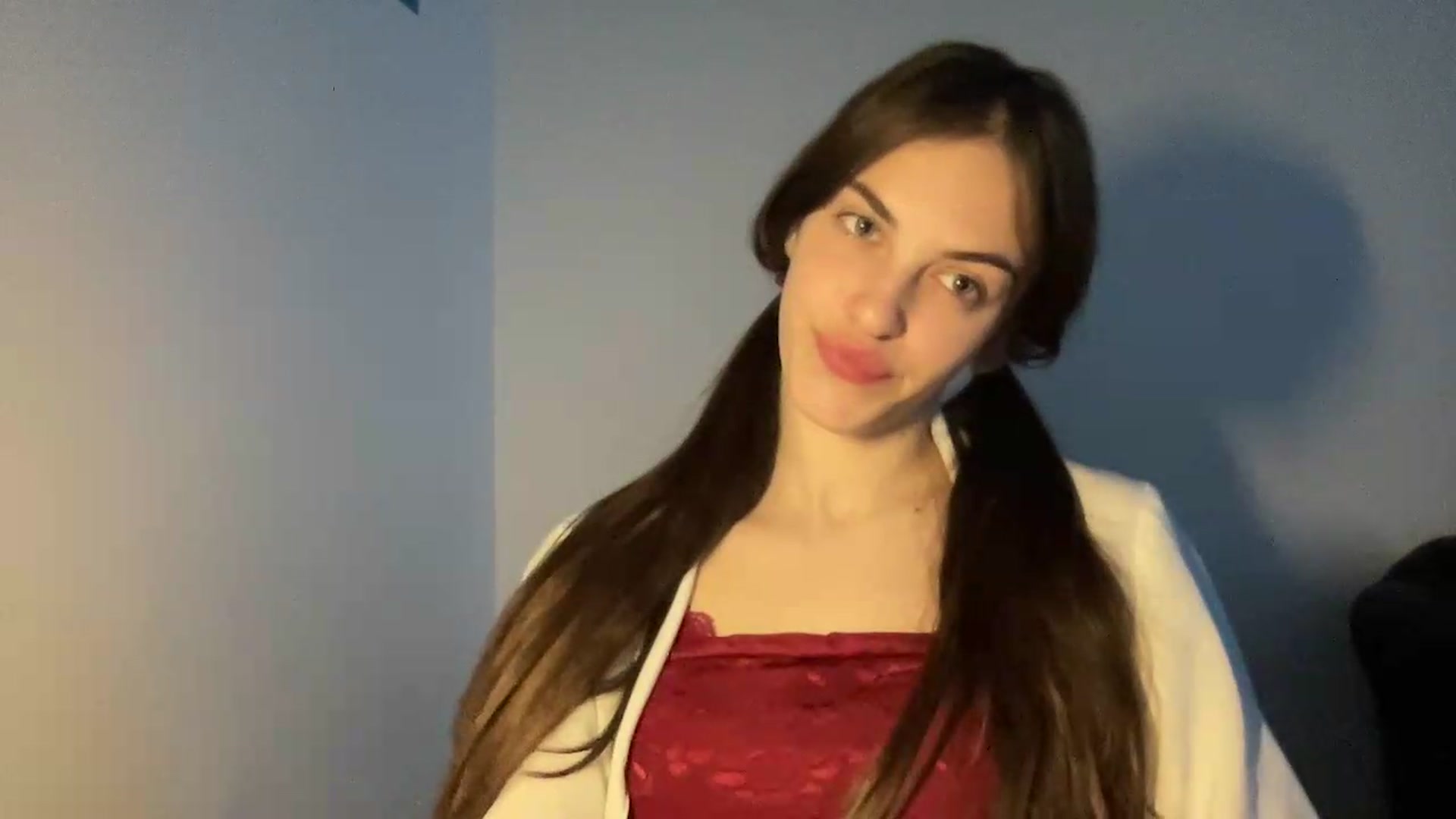 Gallery image thumbnail from Dashamoxy's myfreecams stream on, 05/15/2026, 17:37 image 13 of 20