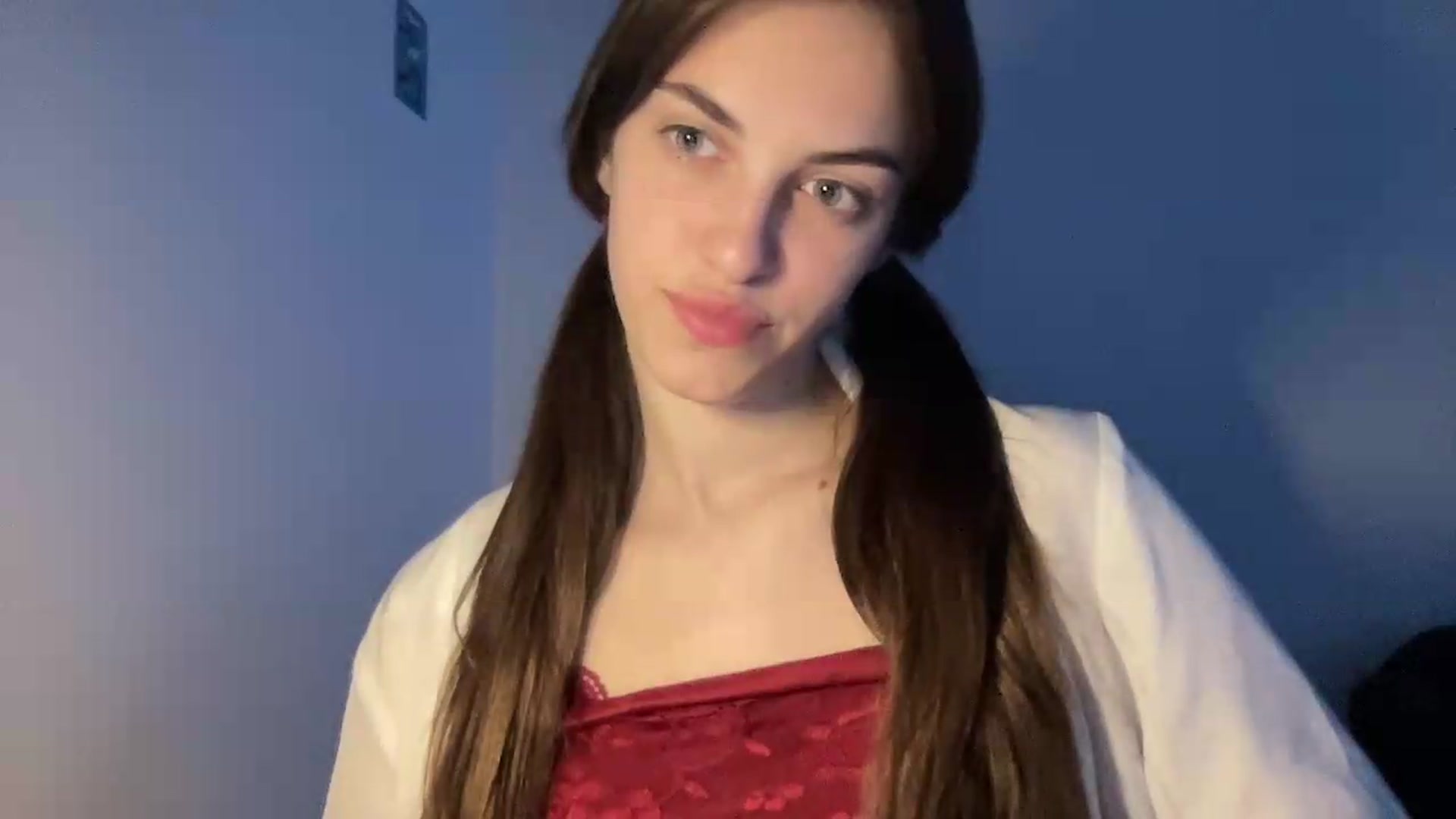 Gallery image thumbnail from Dashamoxy's myfreecams stream on, 05/15/2026, 17:37 image 7 of 20