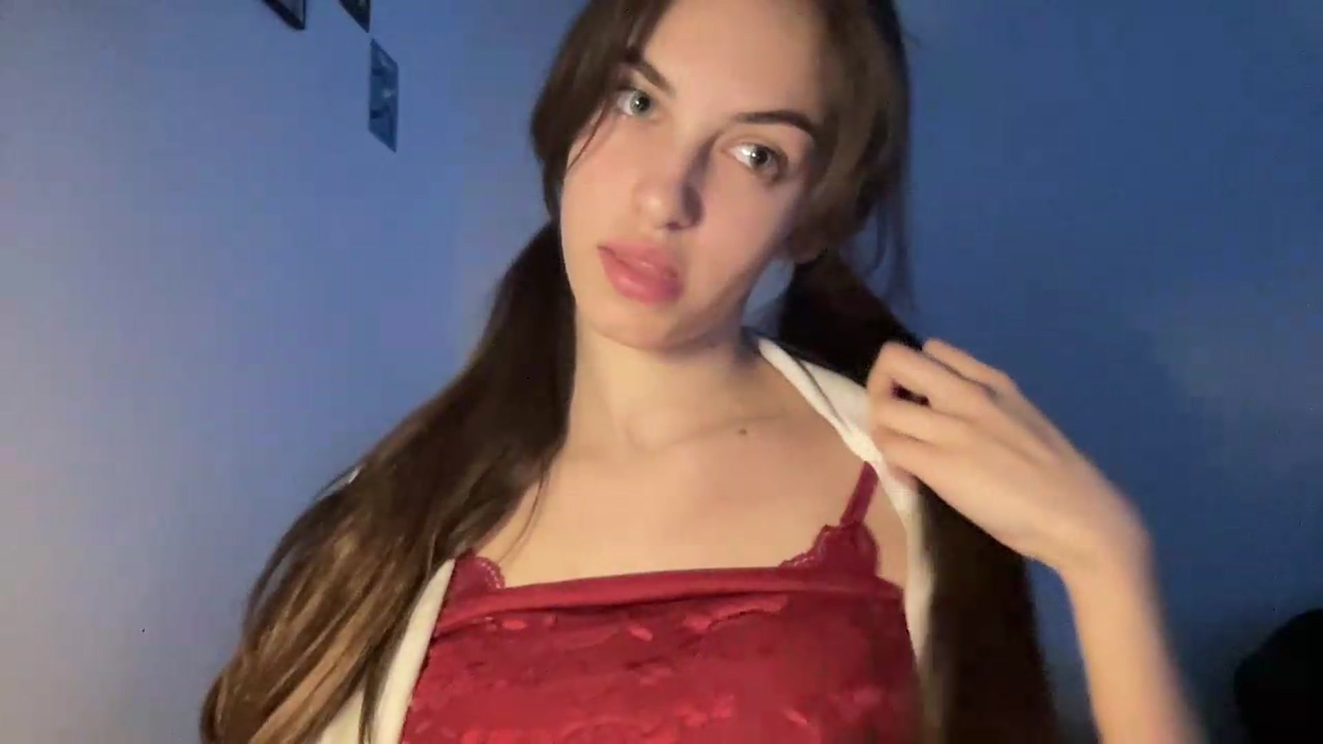 Gallery image thumbnail from Dashamoxy's myfreecams stream on, 05/15/2026, 17:37 image 2 of 20