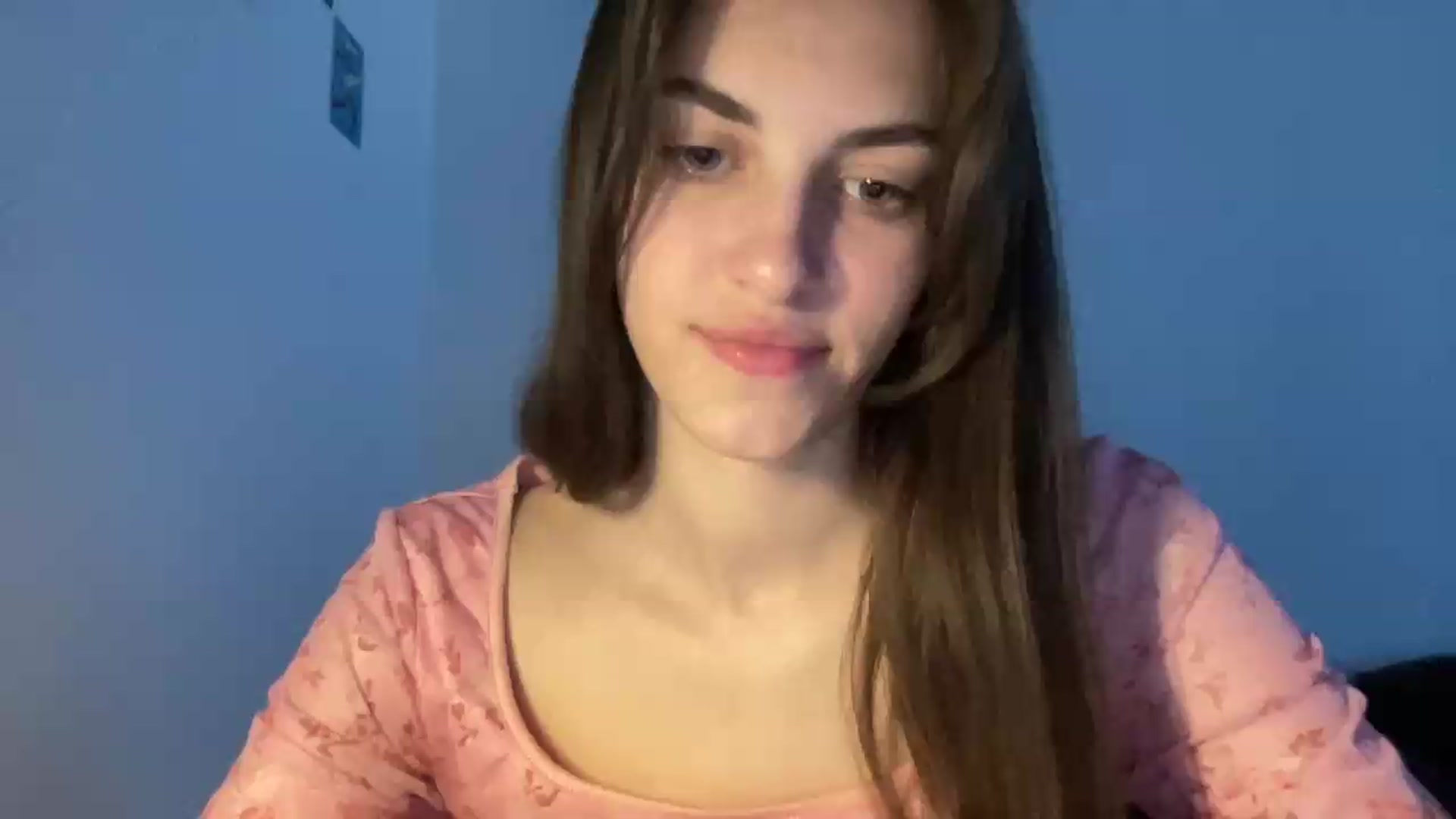 Gallery image thumbnail from Dashamoxy's myfreecams stream on, 05/18/2026, 17:42 image 7 of 20
